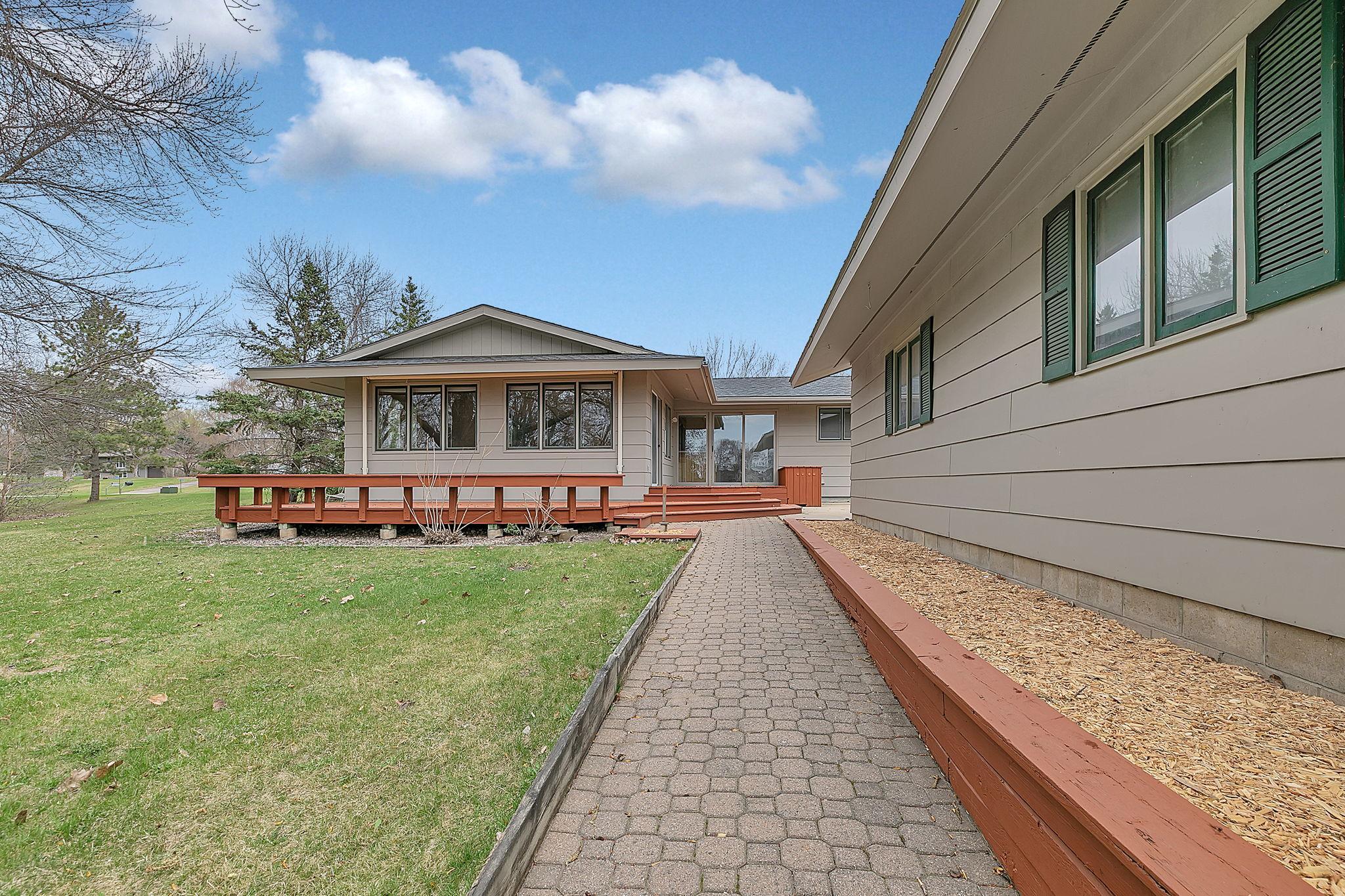 1961 single family home for sale at 3604 Crestwood Drive NE in Alexandria, MN — 2 bed, 3 bath (photo 47 of 59)