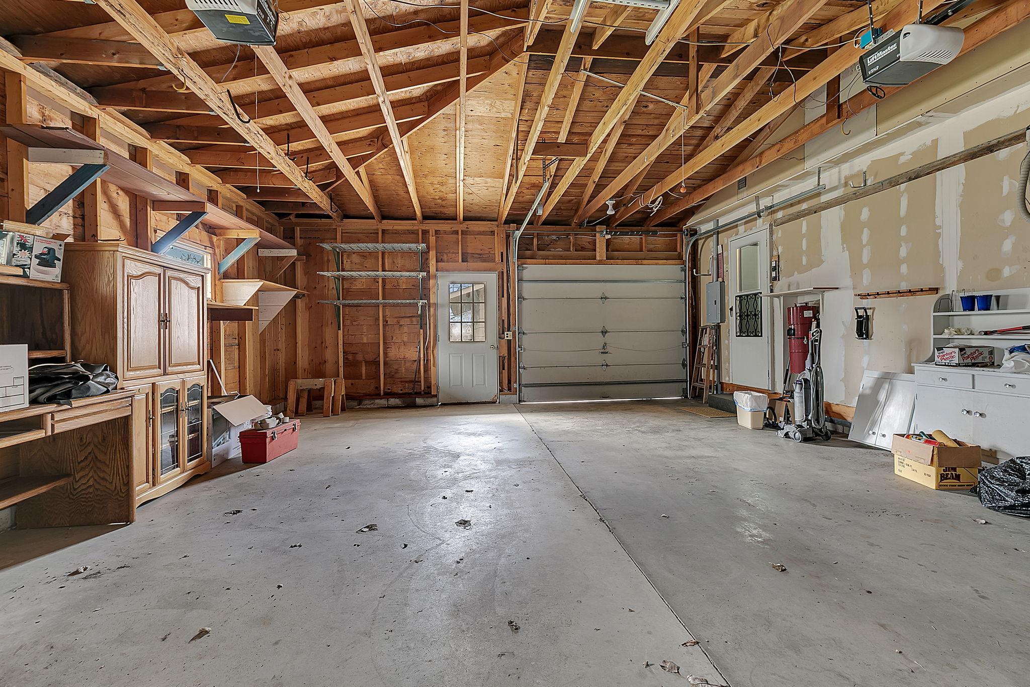 1961 single family home for sale at 3604 Crestwood Drive NE in Alexandria, MN — 2 bed, 3 bath (photo 55 of 59)