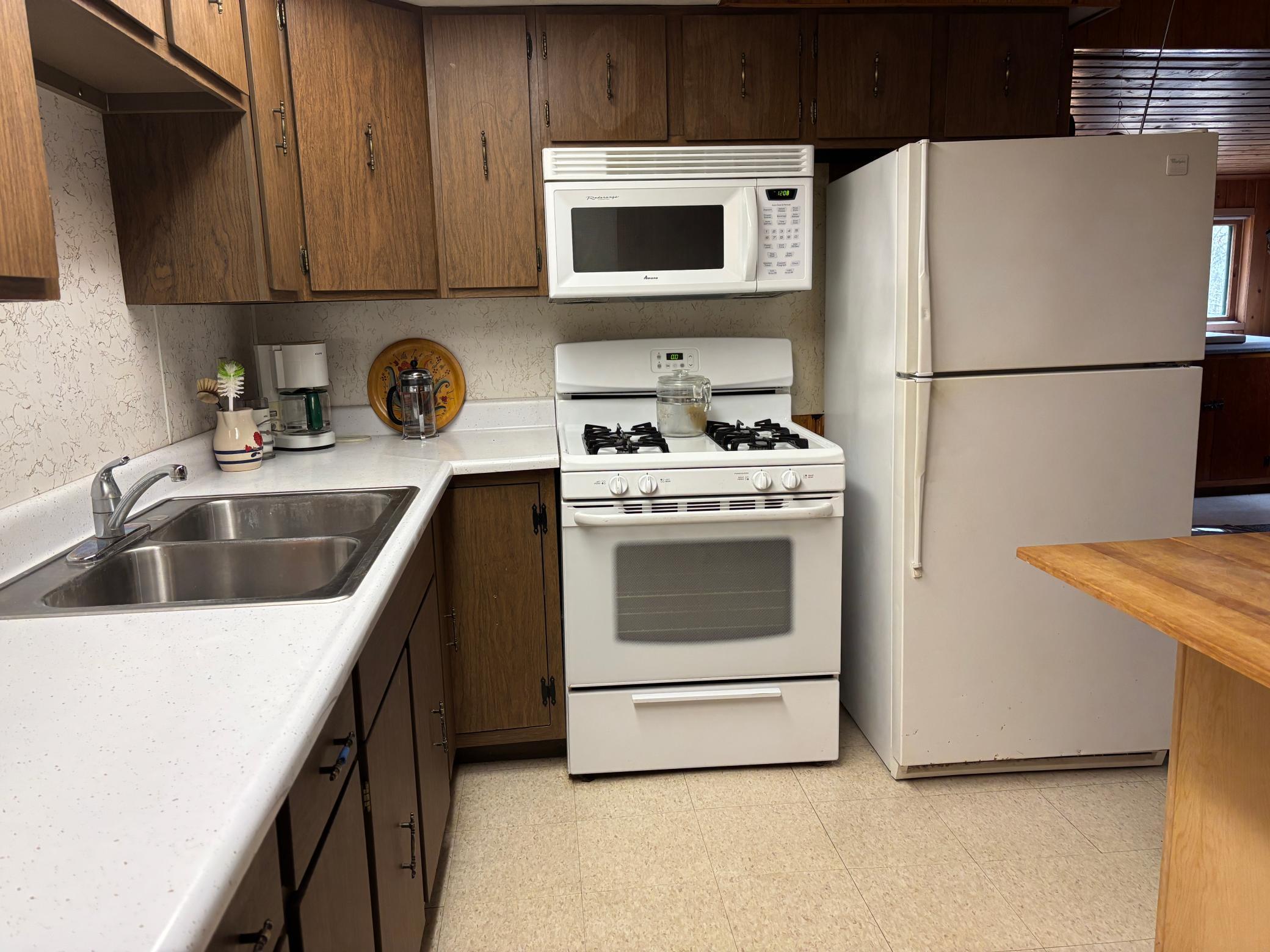 1946 single family home for sale at 54654 Highway 72 NE in Waskish, MN — 3 bed, 1 bath (photo 11 of 45)