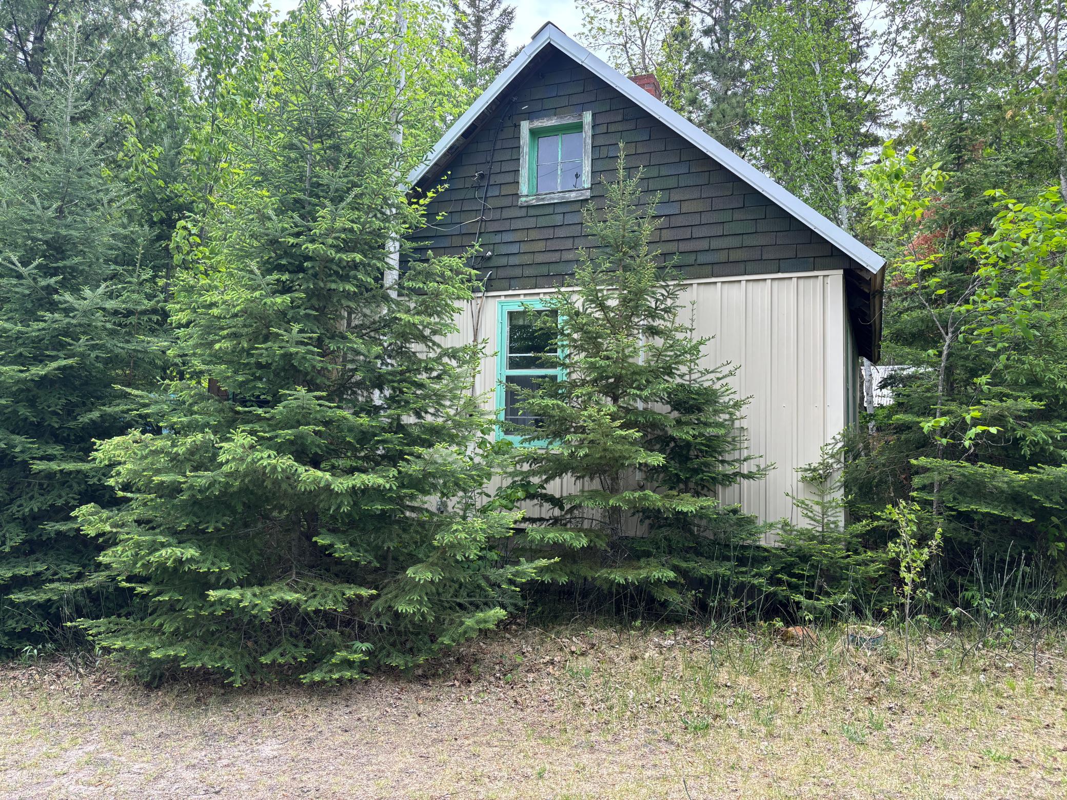 1946 single family home for sale at 54654 Highway 72 NE in Waskish, MN — 3 bed, 1 bath (photo 40 of 45)