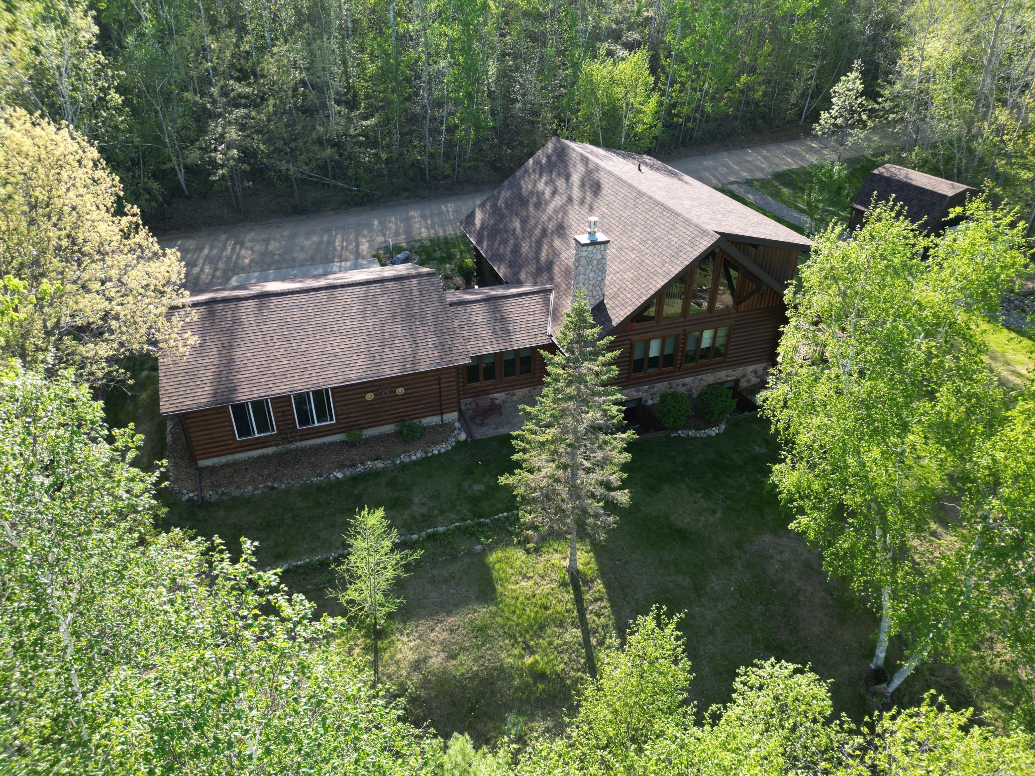 2004 single family home for sale at 19605 Jigsaw Drive in Park Rapids, MN — 2 bed, 3 bath (photo 4 of 57)