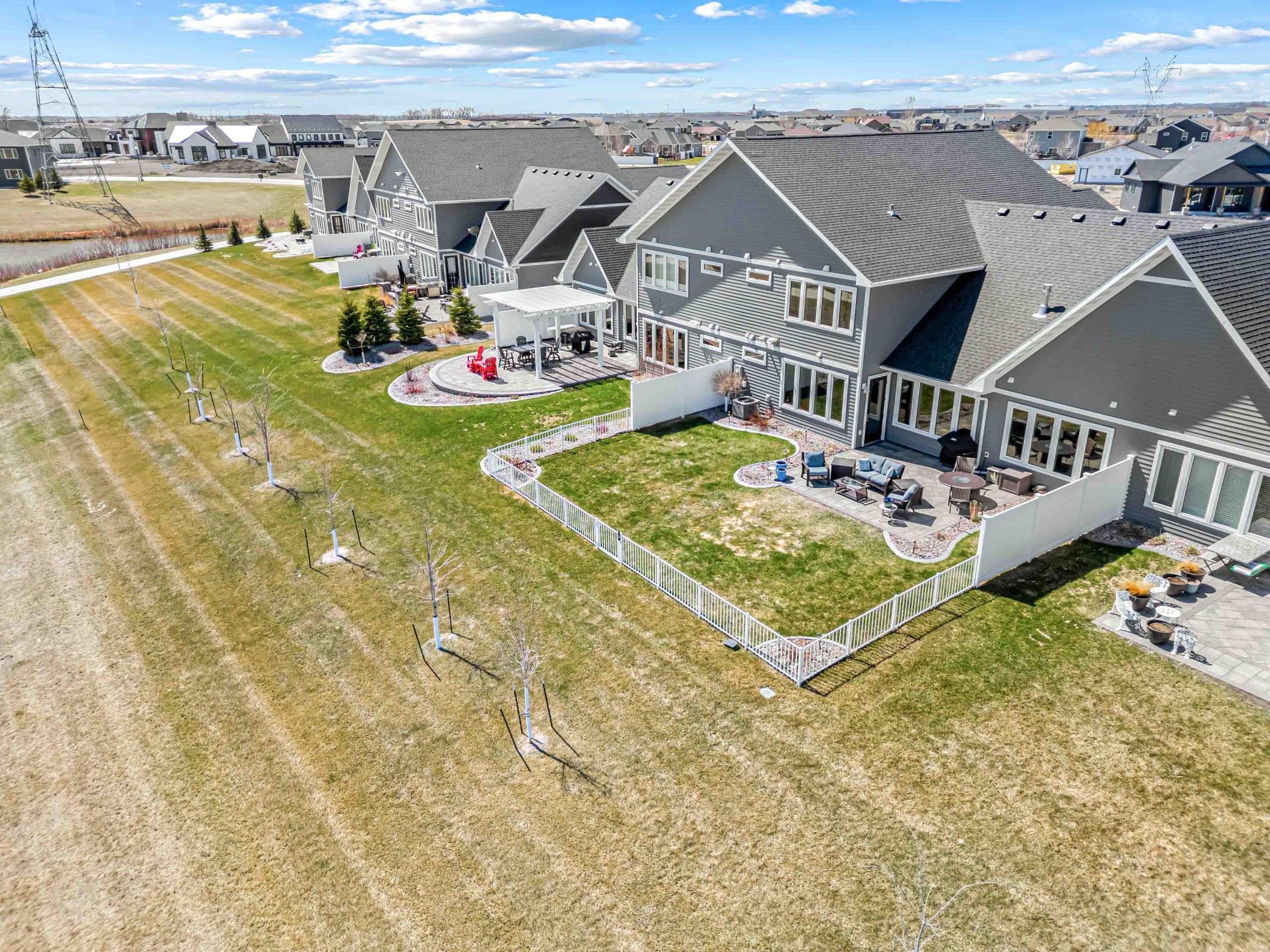 2021 townhouse for sale at 5900 31st Street S in Fargo, ND — 3 bed, 3 bath (photo 7 of 68)