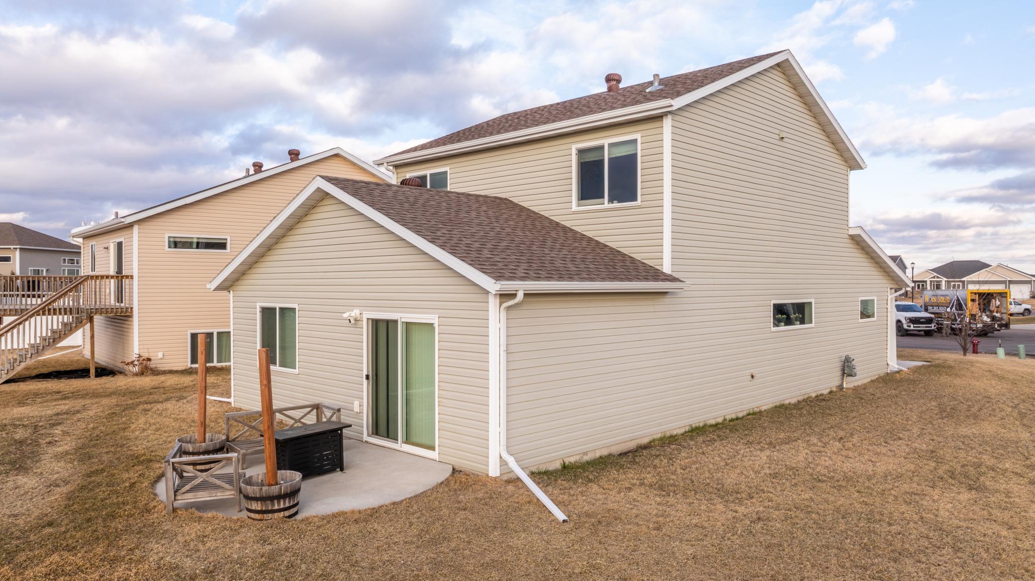 6661 21st Street S, Fargo ND 58104 - Photo 10 of 34