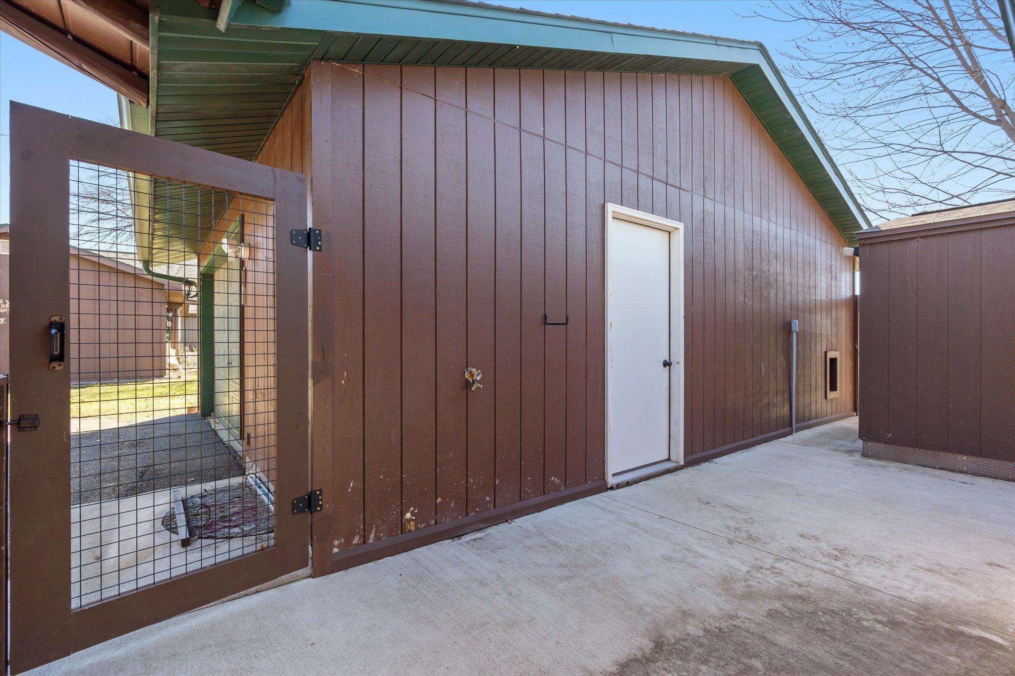 1965 single family home for sale at 30355 N Birchwood Drive in Breezy Point, MN — 3 bed, 1 bath (photo 18 of 32)