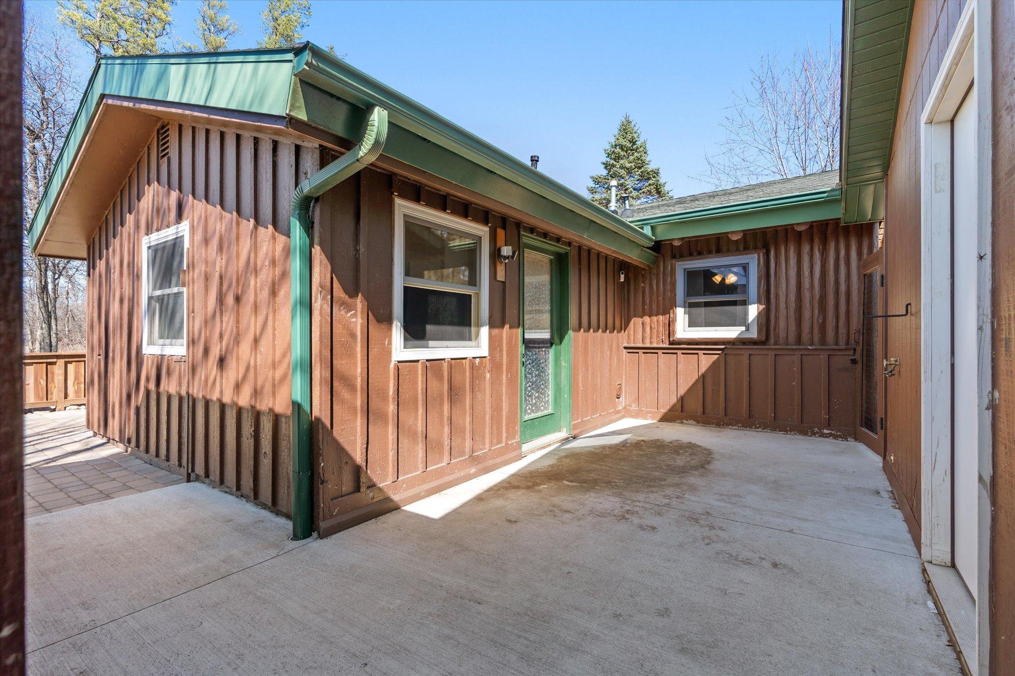1965 single family home for sale at 30355 N Birchwood Drive in Breezy Point, MN — 3 bed, 1 bath (photo 23 of 32)