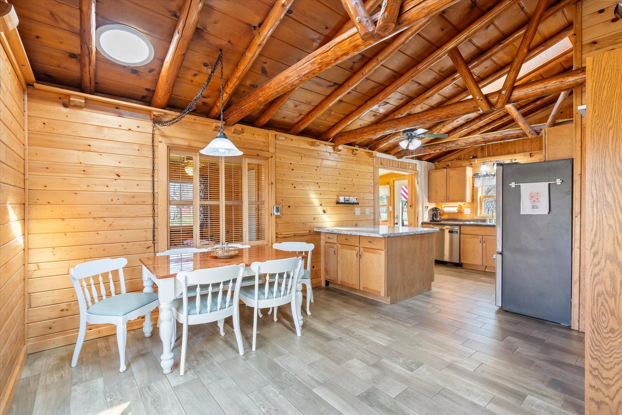 1965 single family home for sale at 30355 N Birchwood Drive in Breezy Point, MN — 3 bed, 1 bath (photo 4 of 32)