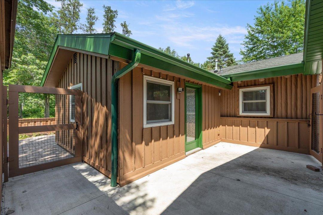 1965 single family home for sale at 30355 N Birchwood Drive in Breezy Point, MN — 3 bed, 1 bath