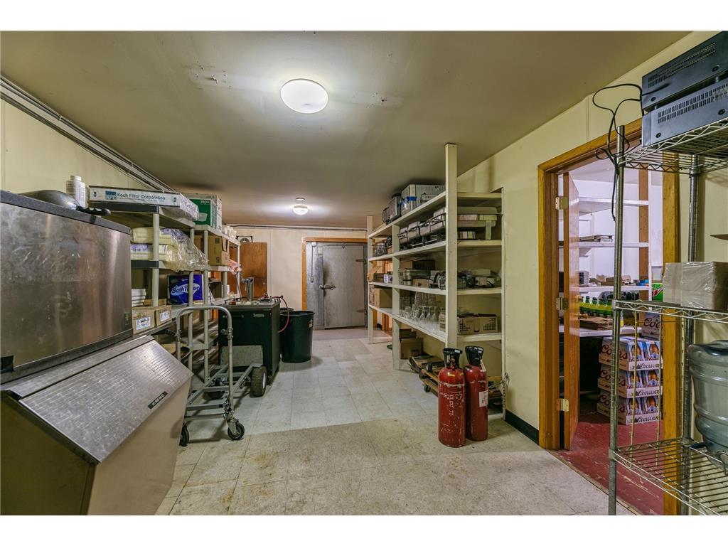1954 single family home for sale at 49463 202 nd Place in McGregor, MN — 1 bed, 5 bath (photo 10 of 33)