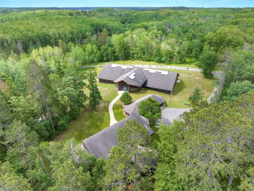 1993 single family home for sale at 27620 Island View Drive in Park Rapids, MN — 5 bed, 6 bath (photo 13 of 52)