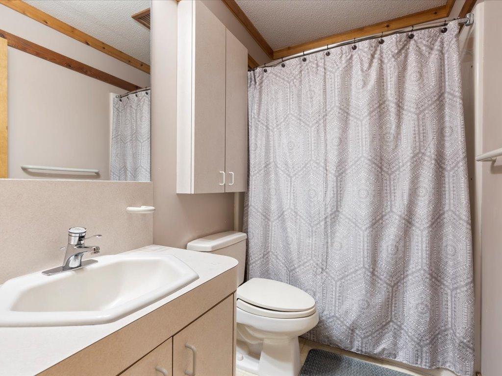 1993 single family home for sale at 27620 Island View Drive in Park Rapids, MN — 5 bed, 6 bath (photo 38 of 52)