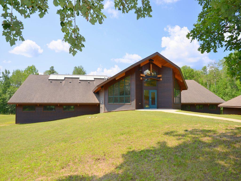 1993 single family home for sale at 27620 Island View Drive in Park Rapids, MN — 5 bed, 6 bath (photo 5 of 52)