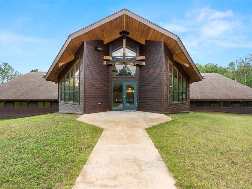 1993 single family home for sale at 27620 Island View Drive in Park Rapids, MN — 5 bed, 6 bath (photo 6 of 52)