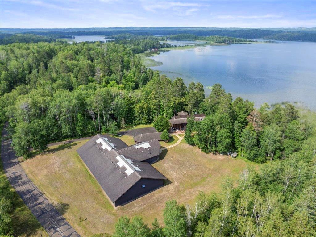 1993 single family home for sale at 27620 Island View Drive in Park Rapids, MN — 5 bed, 6 bath (photo 10 of 52)