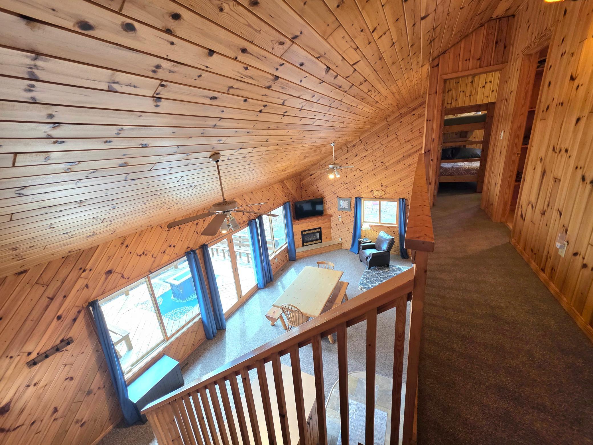 2000 single family home for sale at 2359 US Highway 10, Unit 15 in Detroit Lakes, MN — 4 bed, 2 bath (photo 16 of 27)