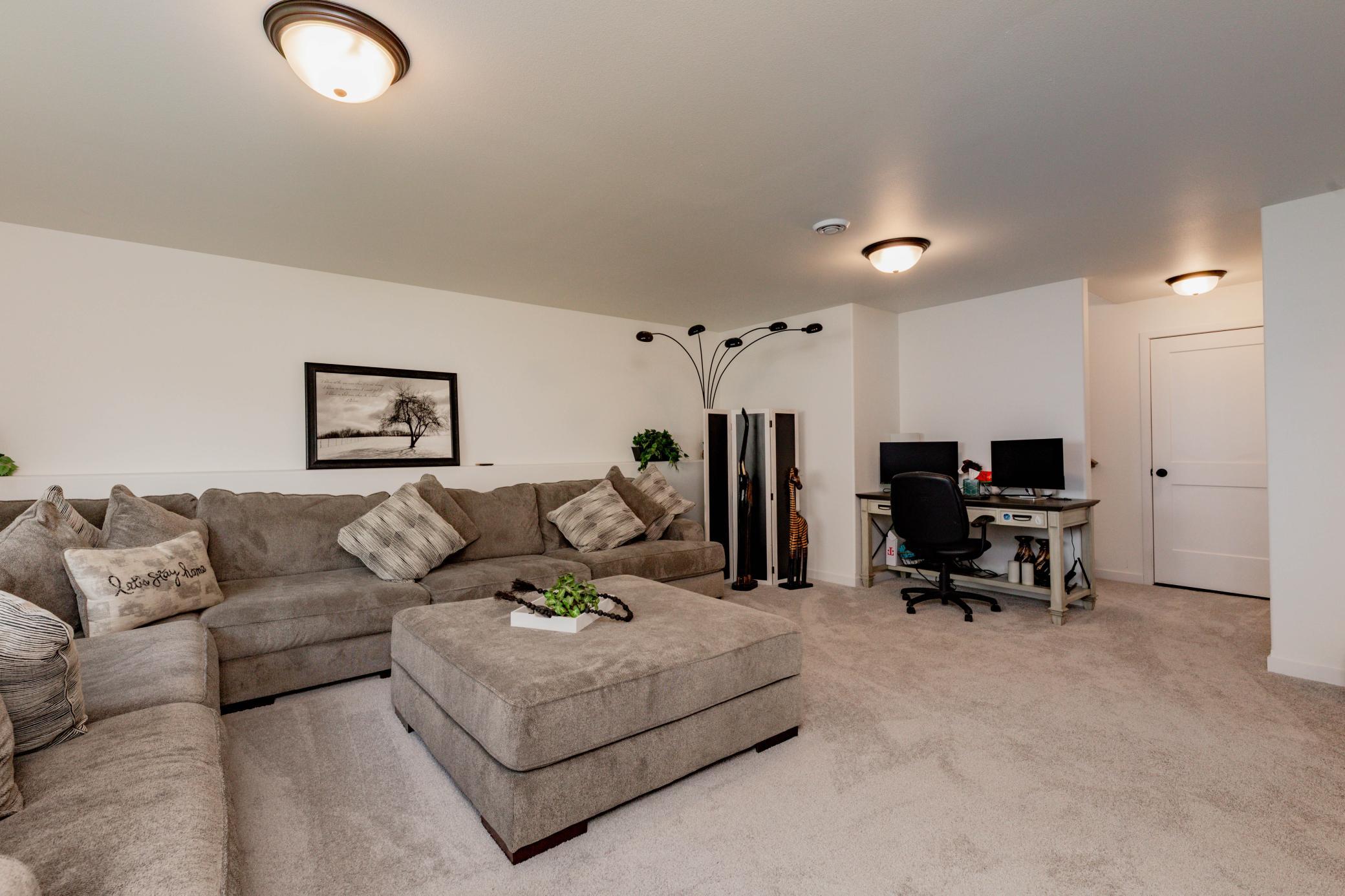 2023 single family home for sale at 1151 Marlys Drive W in West Fargo, ND — 3 bed, 3 bath (photo 21 of 42)