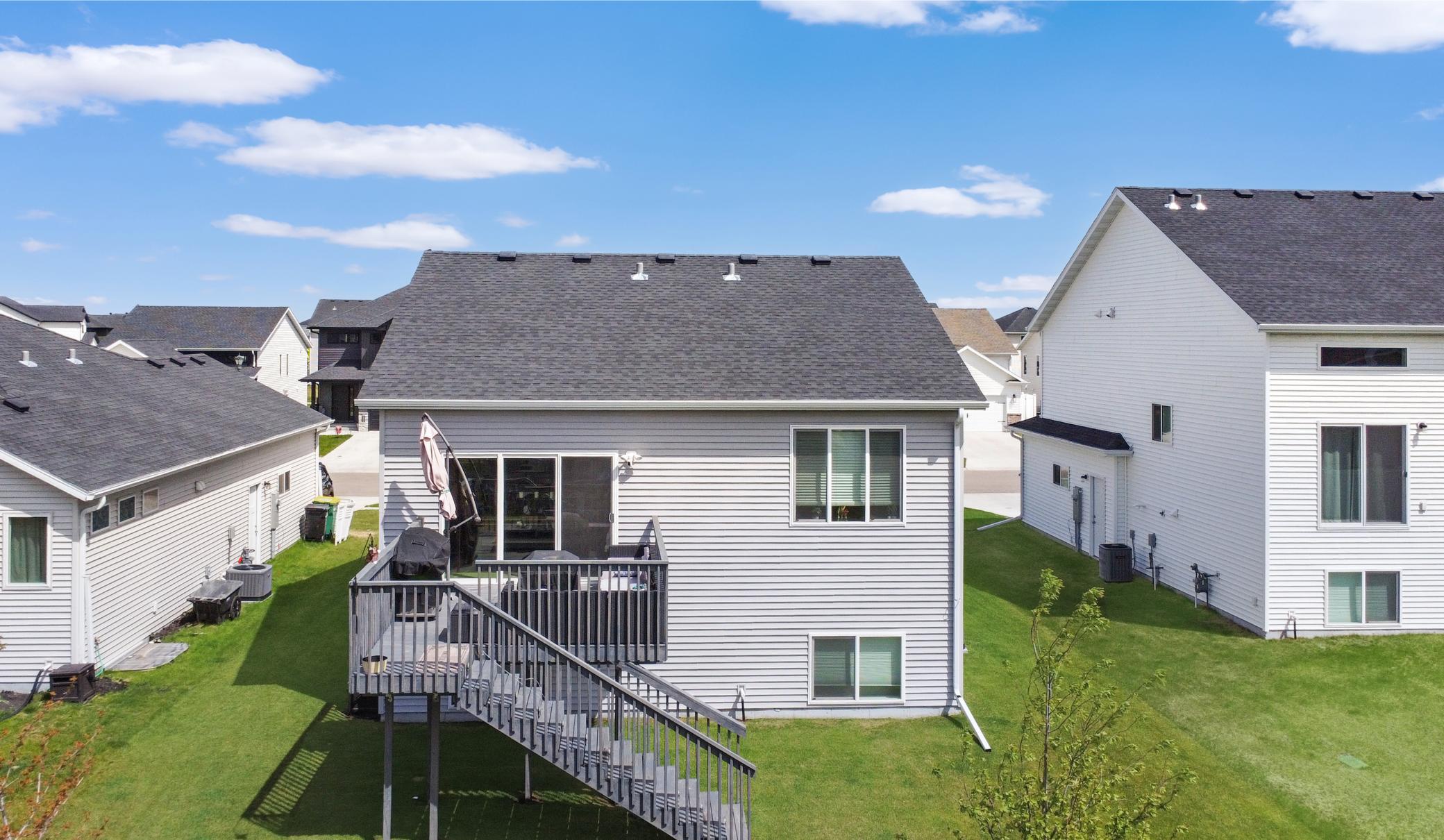 2023 single family home for sale at 1151 Marlys Drive W in West Fargo, ND — 3 bed, 3 bath (photo 32 of 42)