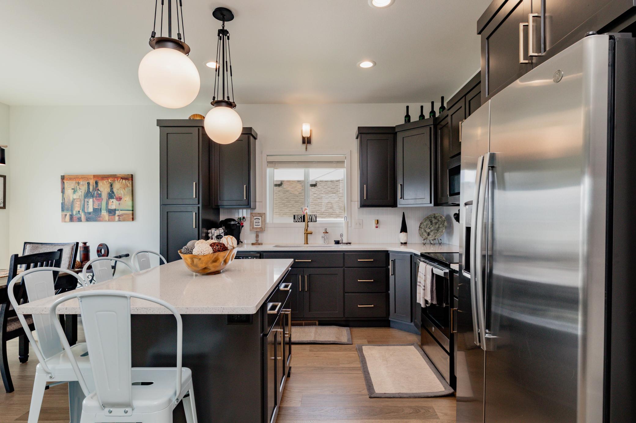 2023 single family home for sale at 1151 Marlys Drive W in West Fargo, ND — 3 bed, 3 bath (photo 9 of 42)