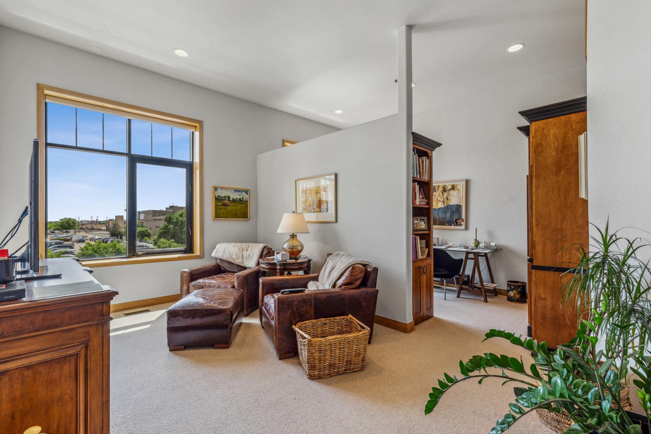 2004 condo for sale at 12 Broadway N, Unit 201 in Fargo, ND — 2 bed, 2 bath (photo 21 of 39)
