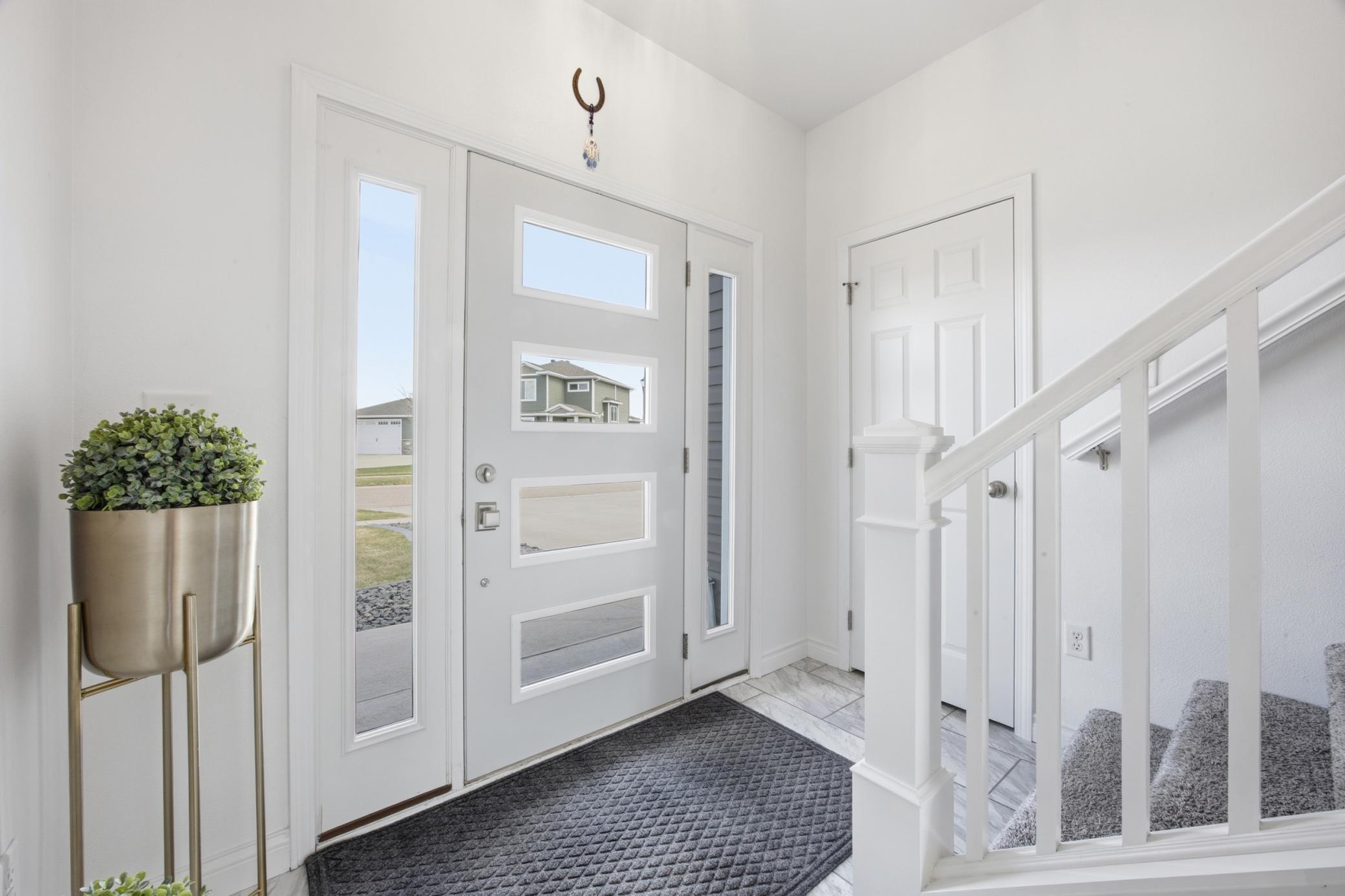 2017 single family home for sale at 5651 43rd Street S in Fargo, ND — 5 bed, 3 bath (photo 7 of 46)