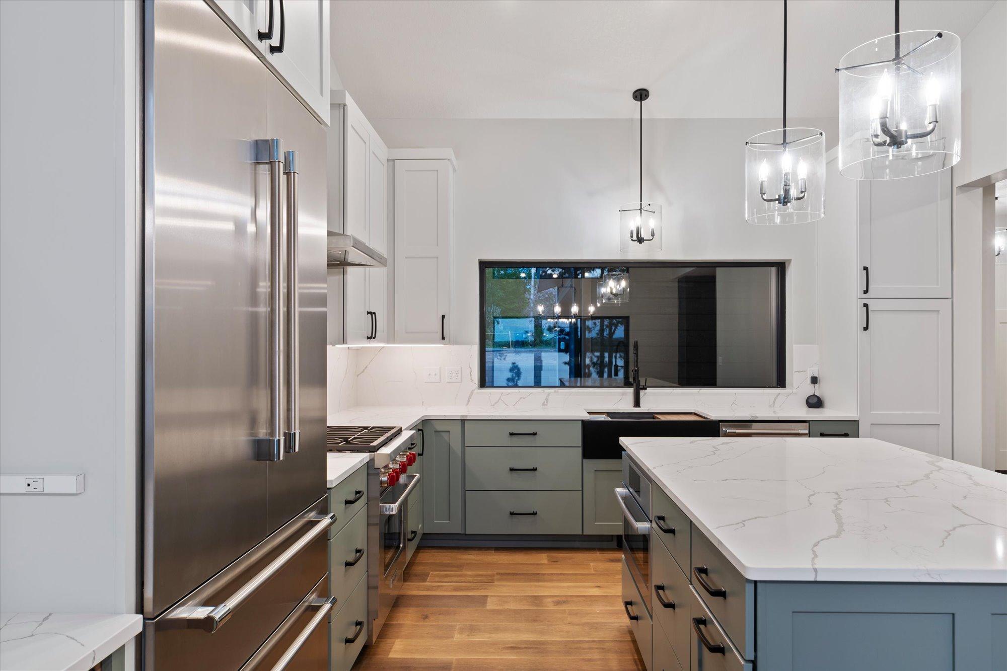 2026 single family home for sale at 11389 E Steamboat Bay Road in East Gull Lake, MN — 5 bed, 6 bath (photo 14 of 41)