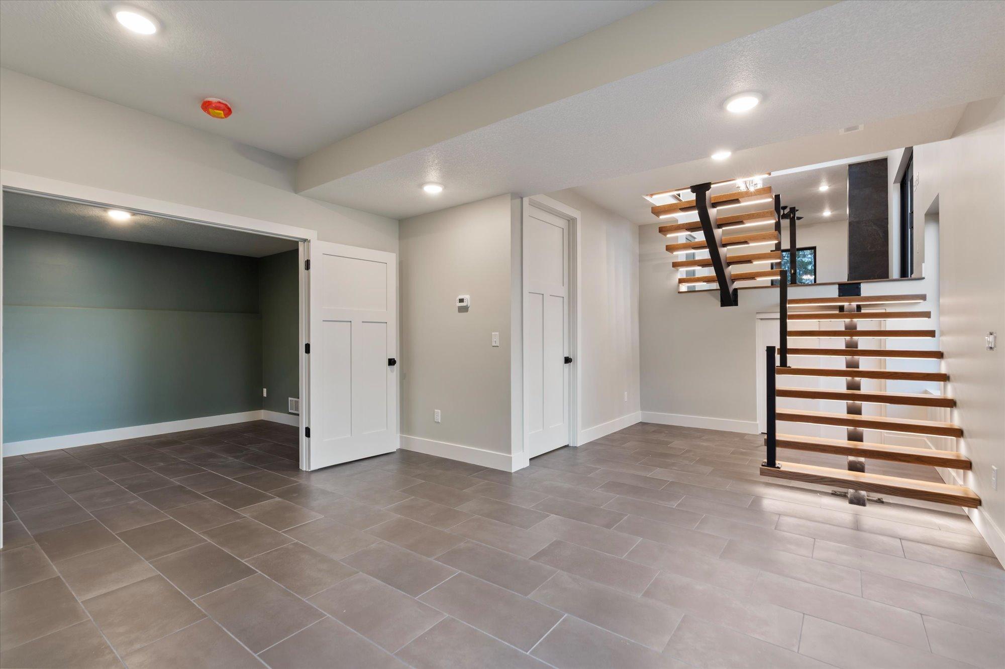 2026 single family home for sale at 11389 E Steamboat Bay Road in East Gull Lake, MN — 5 bed, 6 bath (photo 22 of 41)