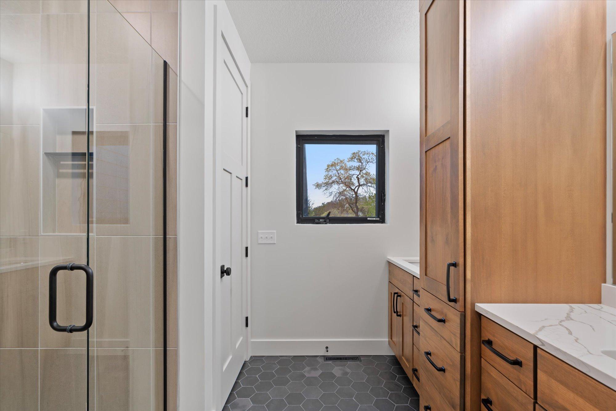 2026 single family home for sale at 11389 E Steamboat Bay Road in East Gull Lake, MN — 5 bed, 6 bath (photo 28 of 41)