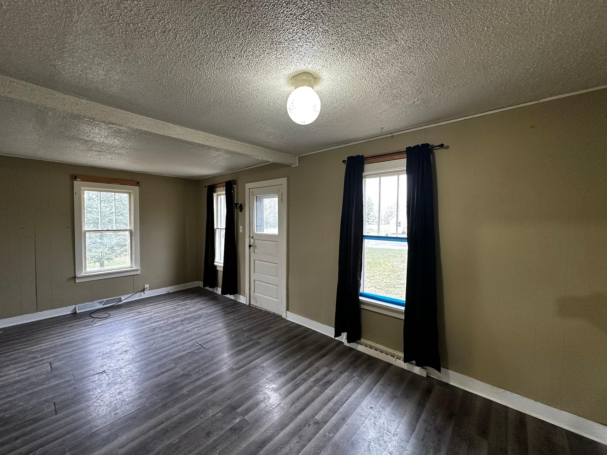 1908 single family home for sale at 206 SW 7th Street in Brainerd, MN — 1 bed, 1 bath (photo 9 of 11)
