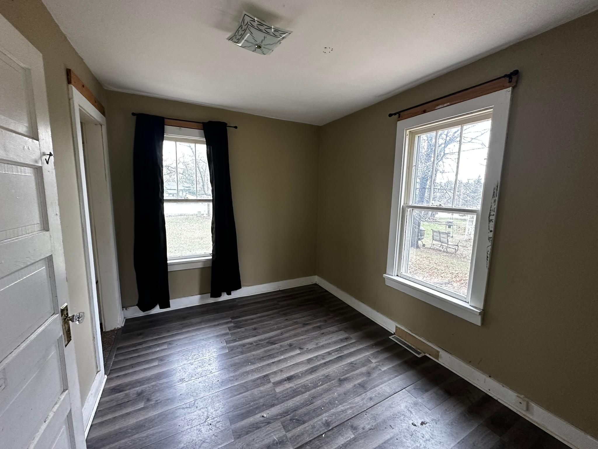 1908 single family home for sale at 206 SW 7th Street in Brainerd, MN — 1 bed, 1 bath (photo 10 of 11)