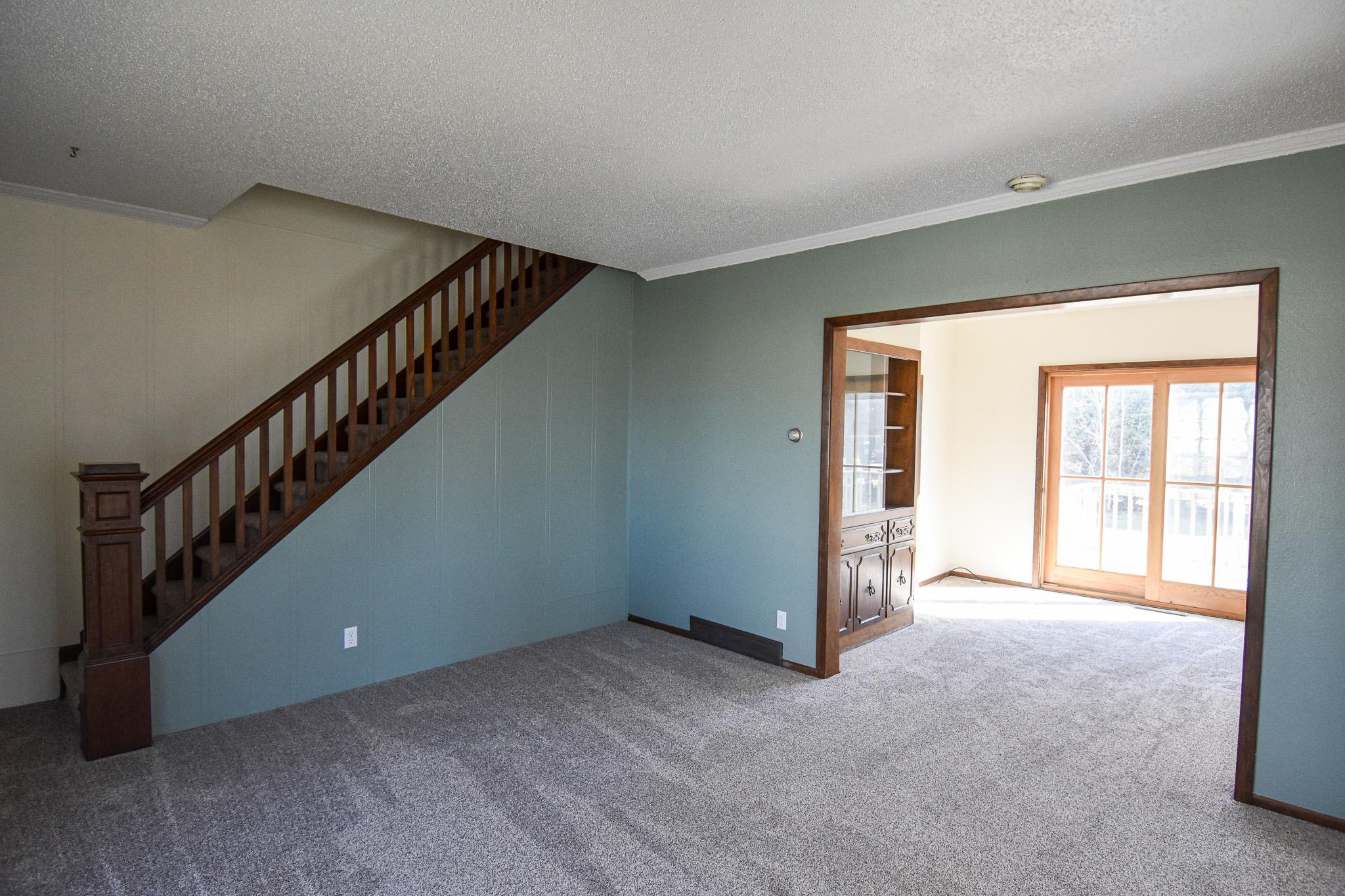 1969 single family home for sale at 203 E Fletcher Avenue in Warren, MN — 4 bed, 3 bath (photo 14 of 57)
