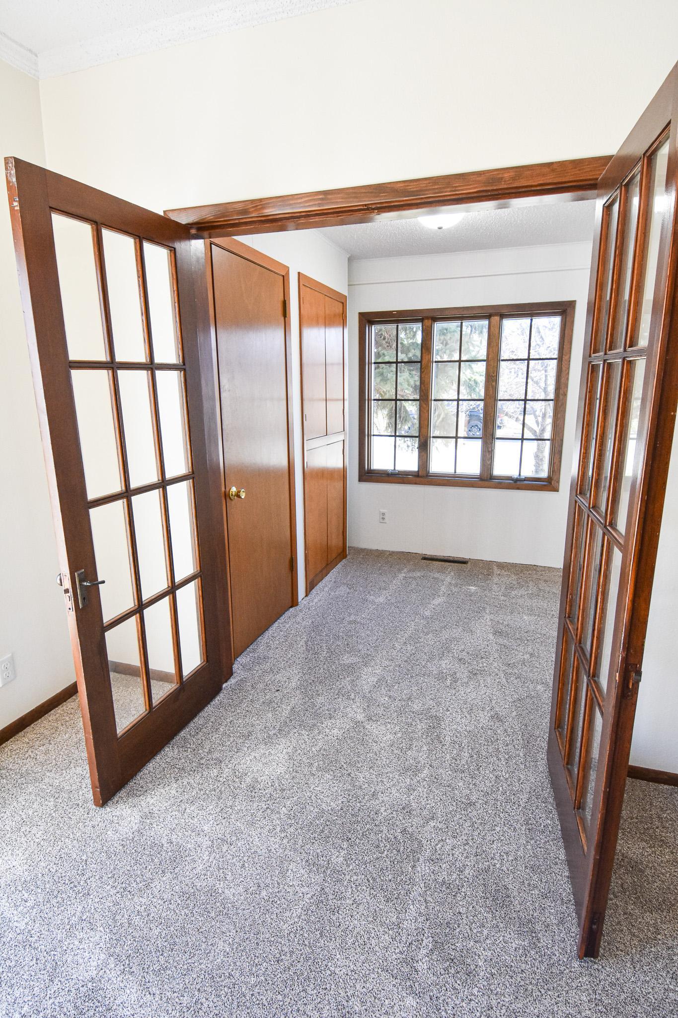 1969 single family home for sale at 203 E Fletcher Avenue in Warren, MN — 4 bed, 3 bath (photo 20 of 57)