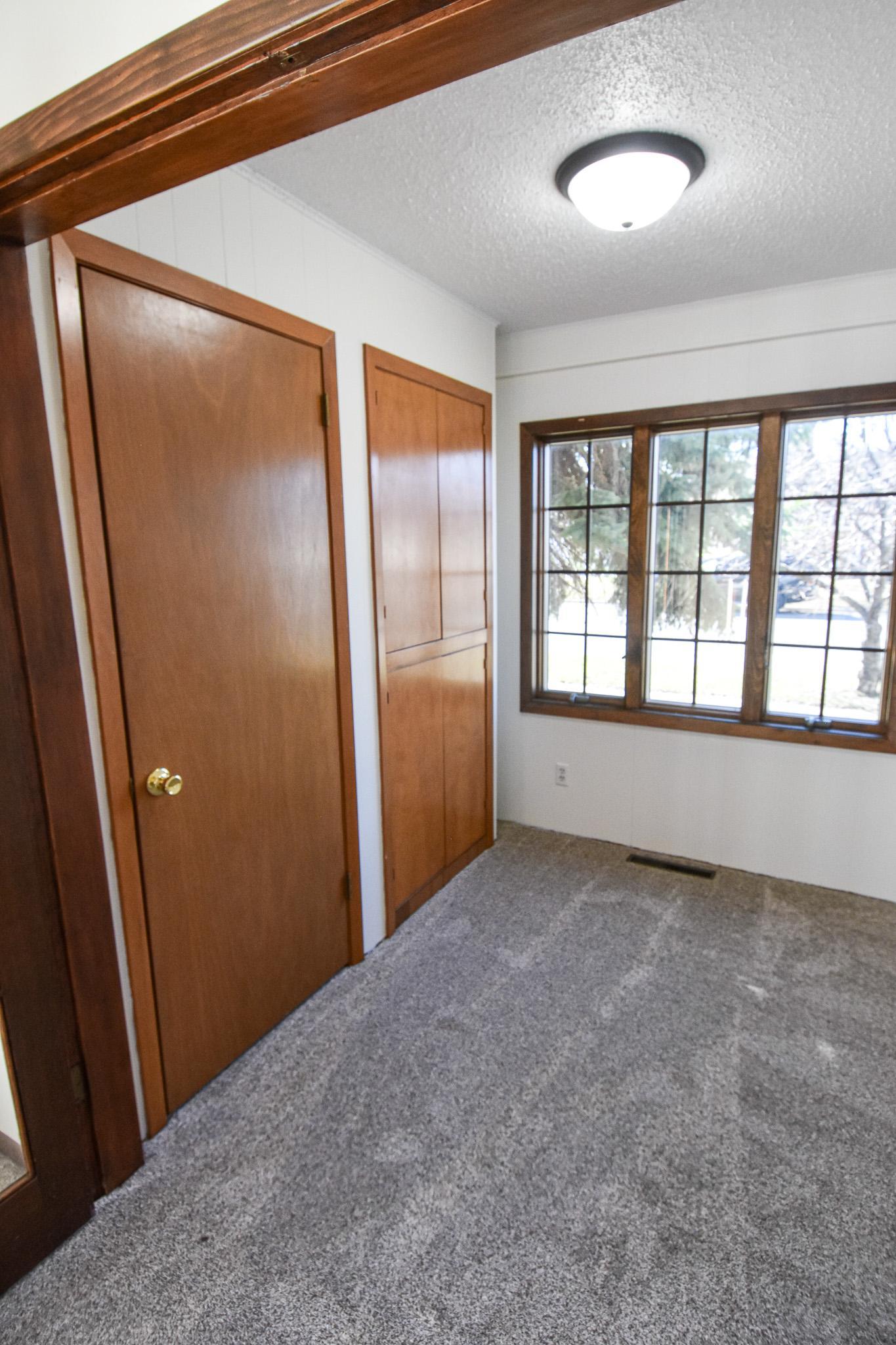 1969 single family home for sale at 203 E Fletcher Avenue in Warren, MN — 4 bed, 3 bath (photo 21 of 57)
