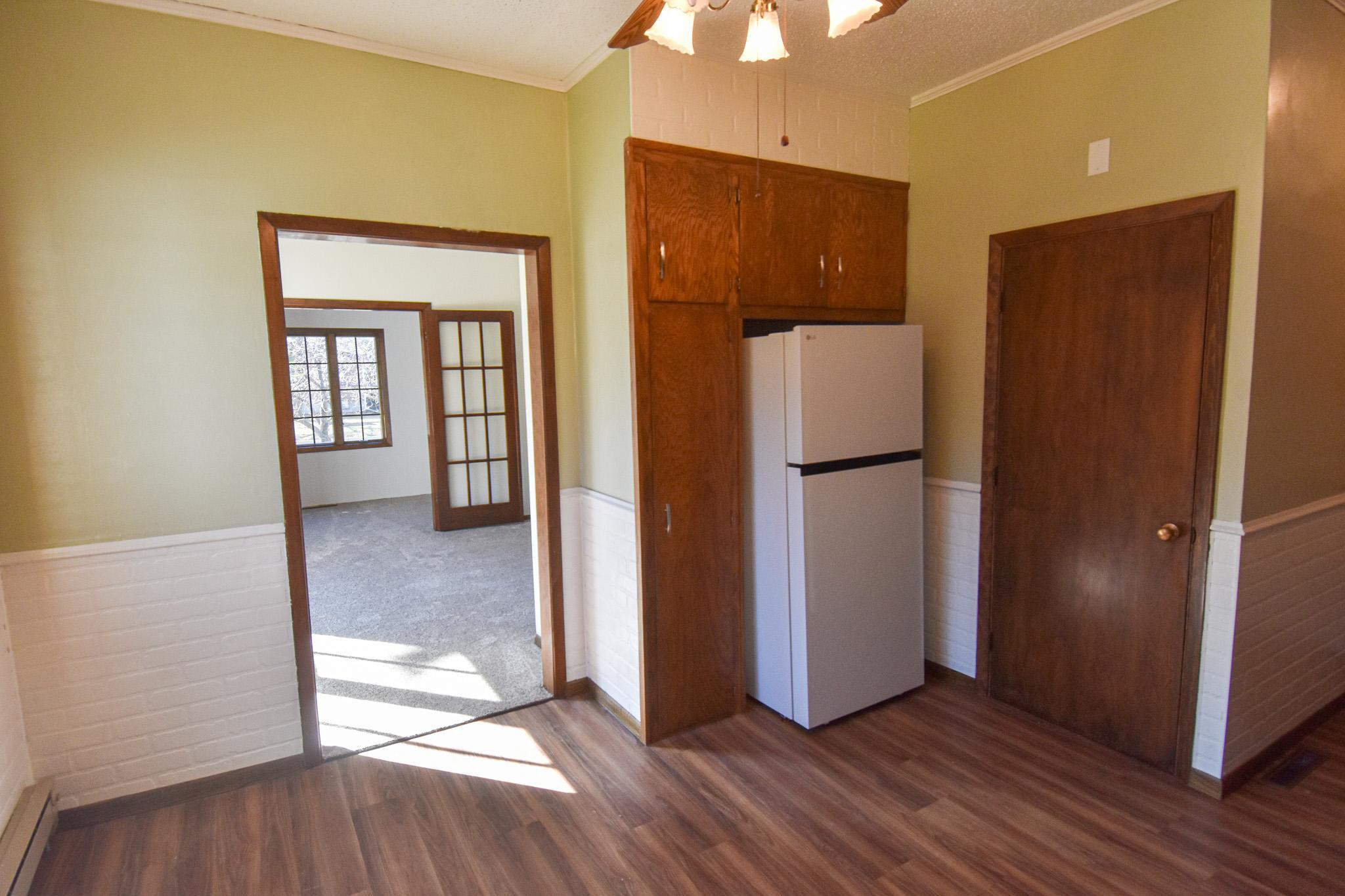 1969 single family home for sale at 203 E Fletcher Avenue in Warren, MN — 4 bed, 3 bath (photo 27 of 57)