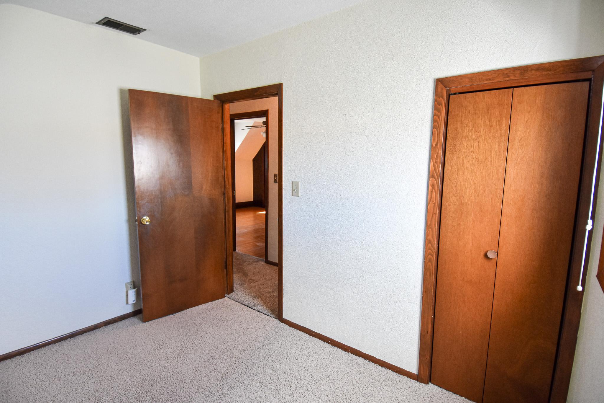 1969 single family home for sale at 203 E Fletcher Avenue in Warren, MN — 4 bed, 3 bath (photo 53 of 57)