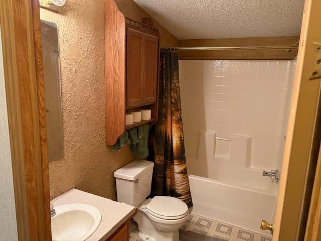 1997 single family home for sale at 7869 Lunar Lane in Pequot Lakes, MN — 3 bed, 2 bath (photo 18 of 27)