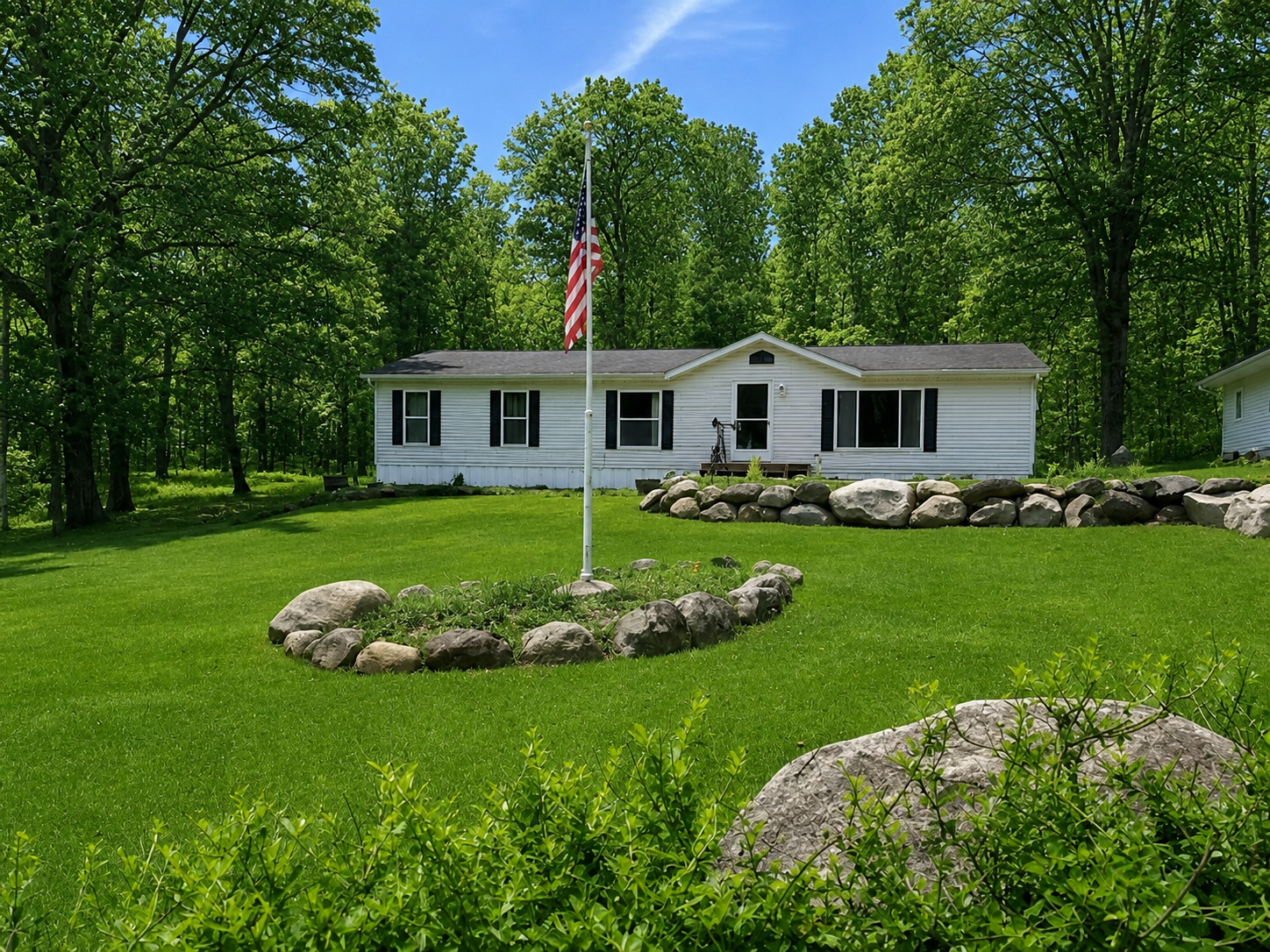 1997 single family home for sale at 7869 Lunar Lane in Pequot Lakes, MN — 3 bed, 2 bath