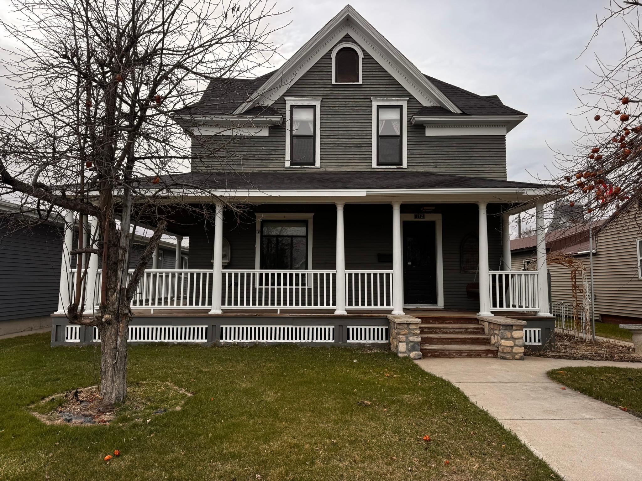 1920 single family home for sale at 712 Burke Avenue in Harvey, ND — 3 bed, 2 bath