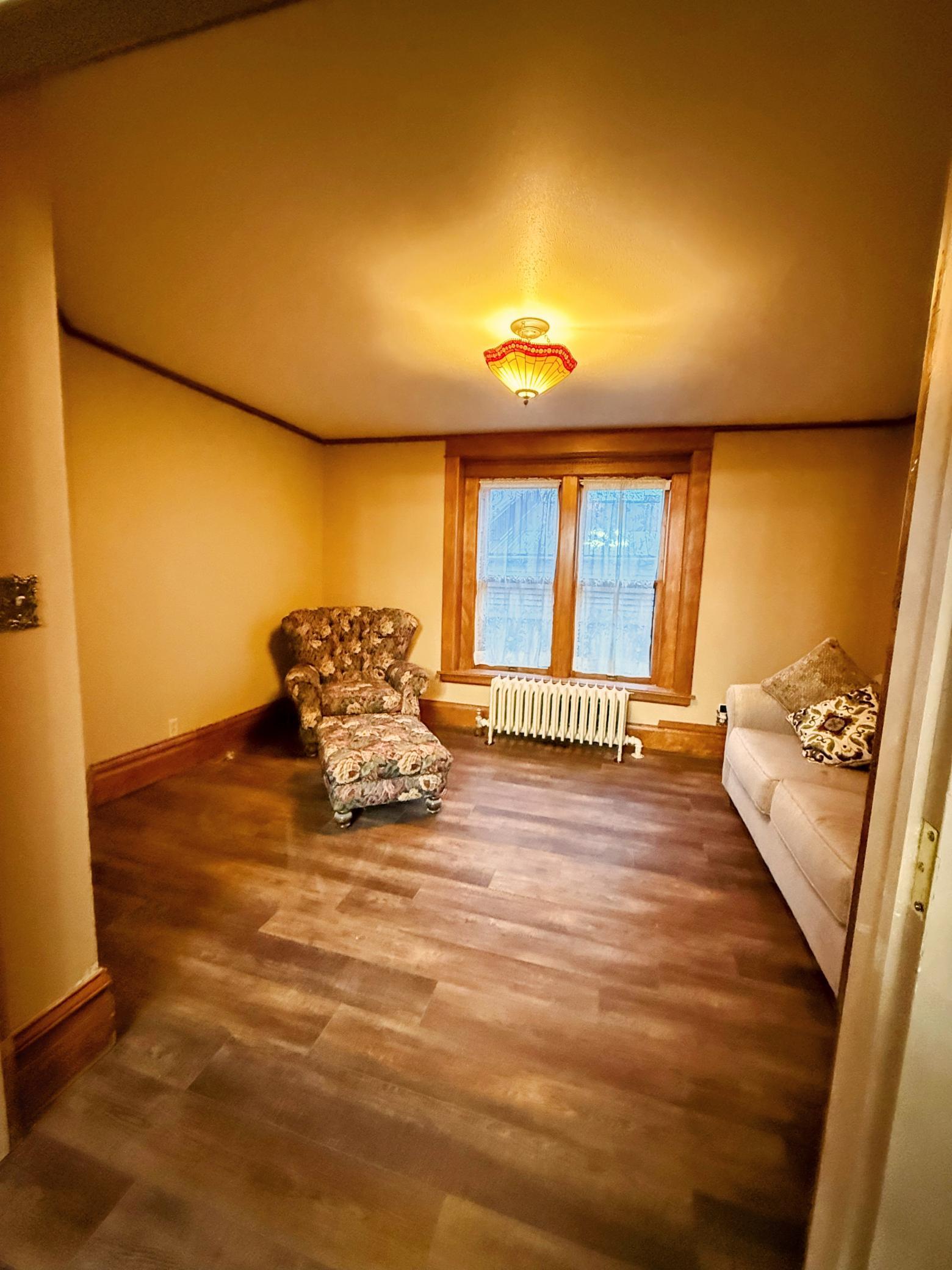 1920 single family home for sale at 712 Burke Avenue in Harvey, ND — 3 bed, 2 bath (photo 19 of 41)