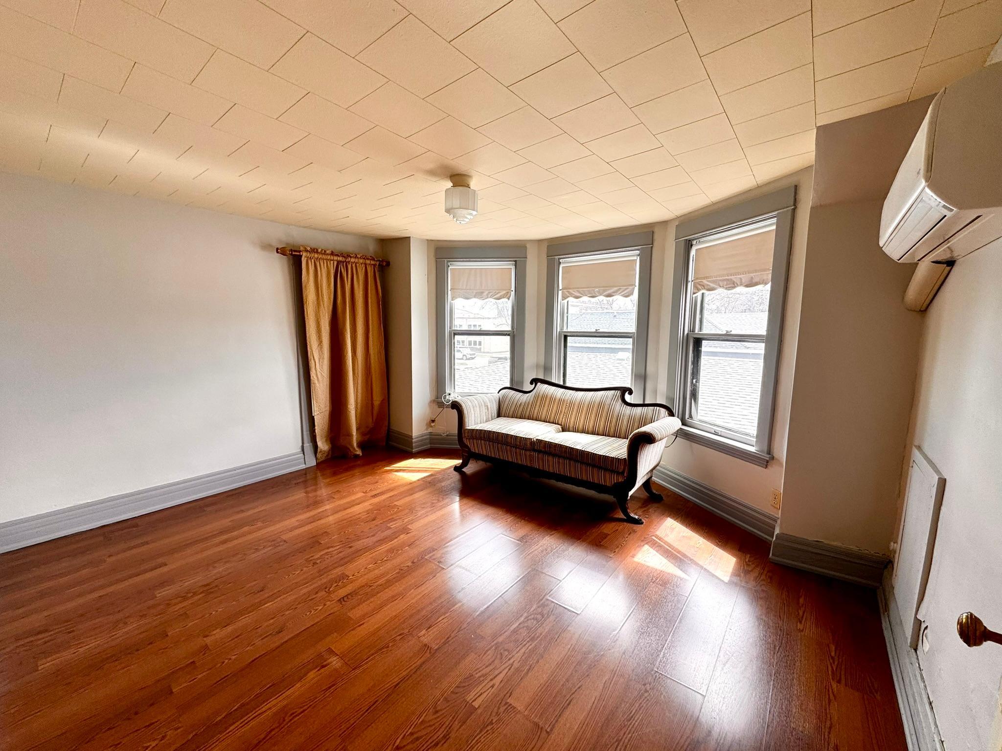 1920 single family home for sale at 712 Burke Avenue in Harvey, ND — 3 bed, 2 bath (photo 35 of 41)