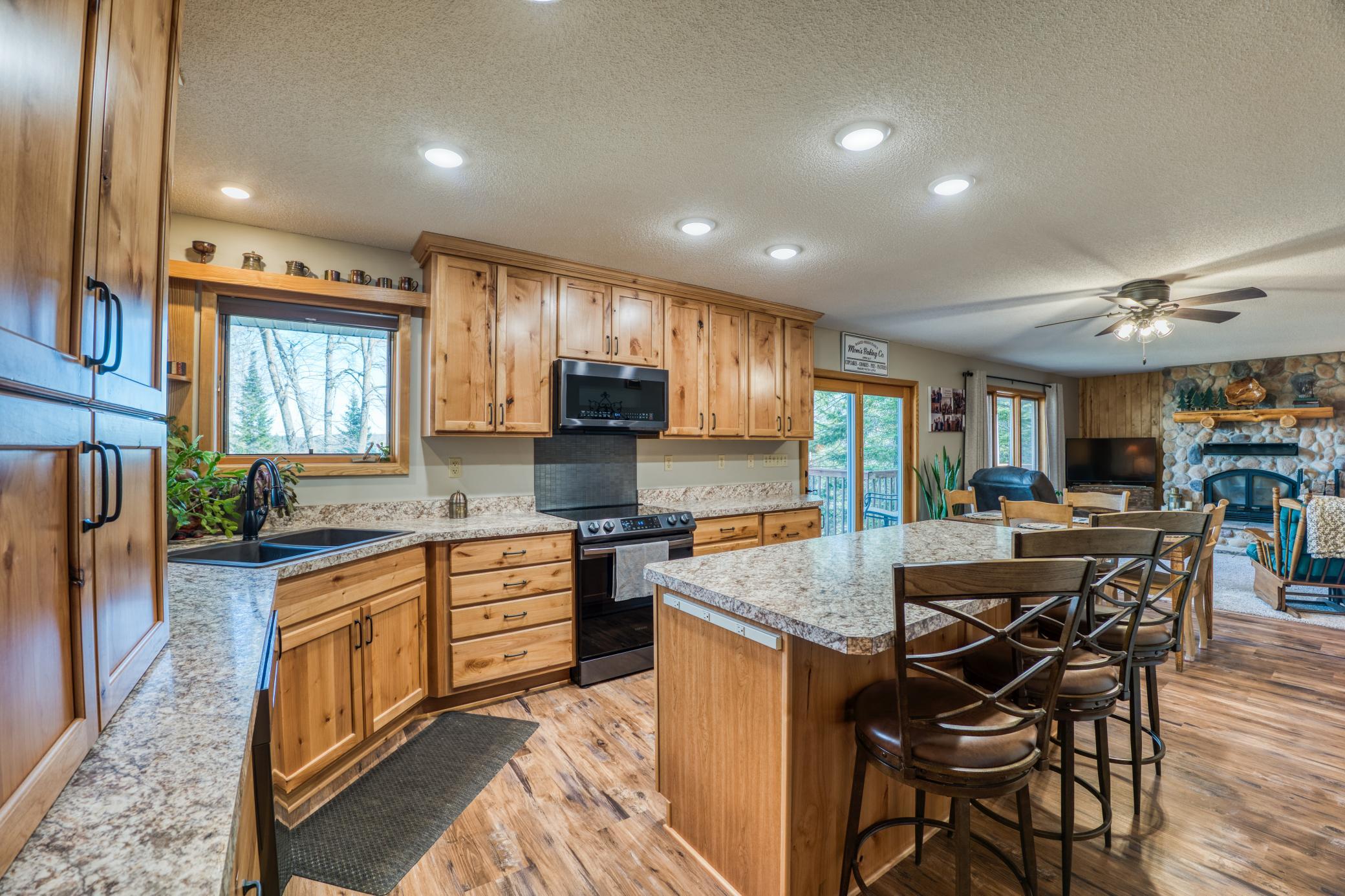 1998 single family home for sale at 32061 Primrose Lane in Laporte, MN — 3 bed, 2 bath (photo 25 of 101)