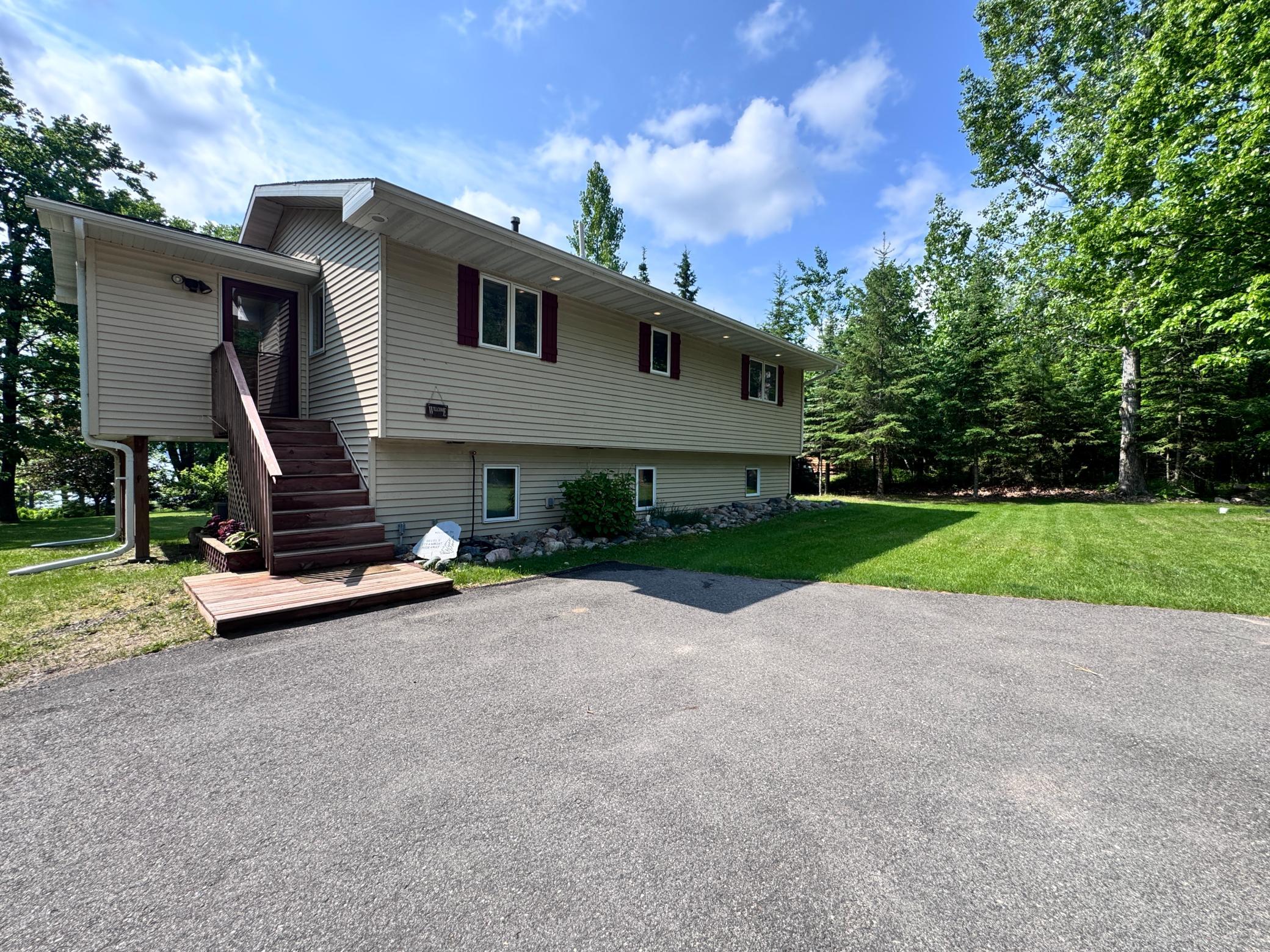 1998 single family home for sale at 32061 Primrose Lane in Laporte, MN — 3 bed, 2 bath (photo 79 of 101)