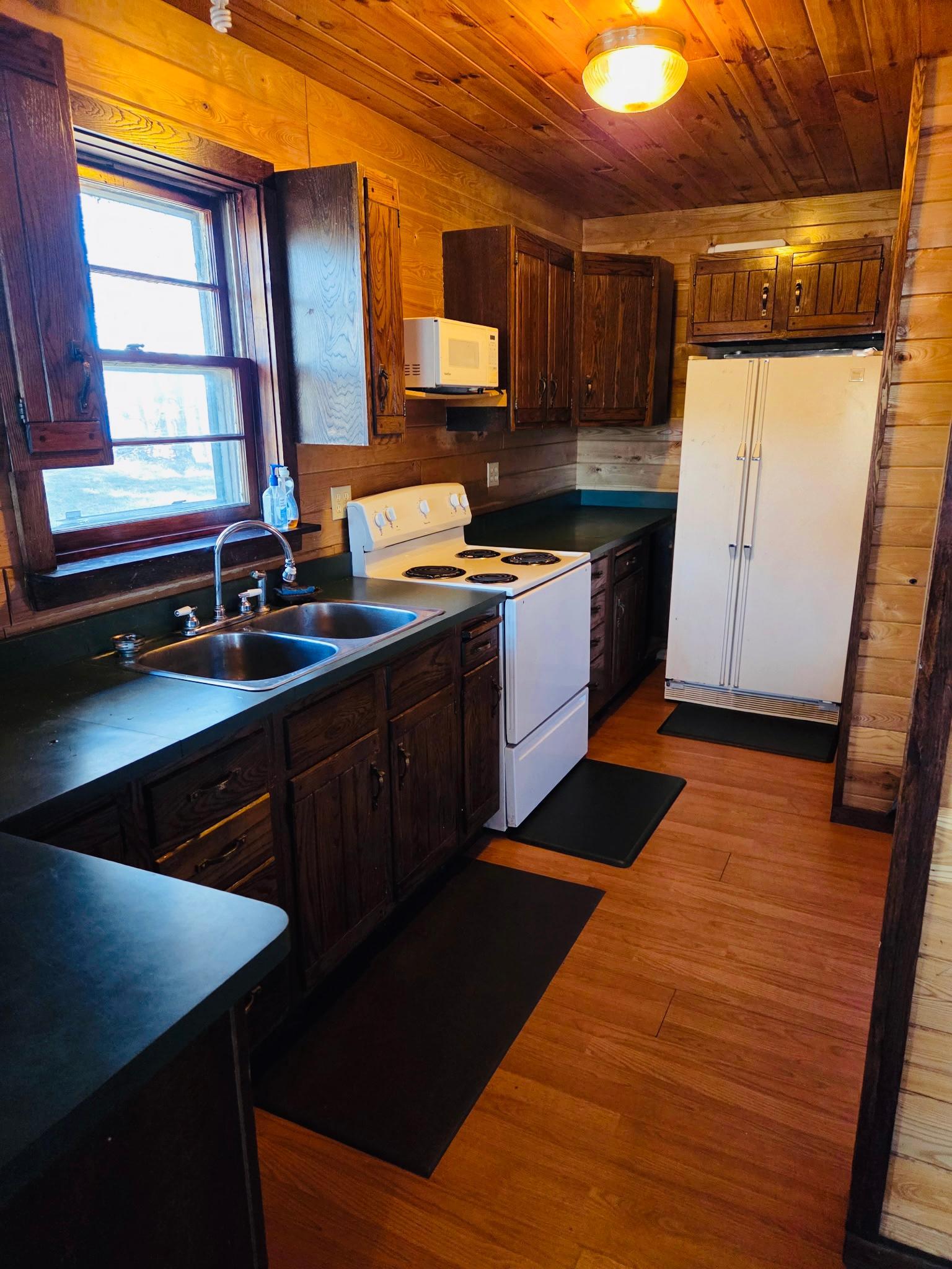2000 single family home for sale at 30901 Sunny Beach Road in Grand Rapids, MN — 1 bed, 0 bath (photo 12 of 32)