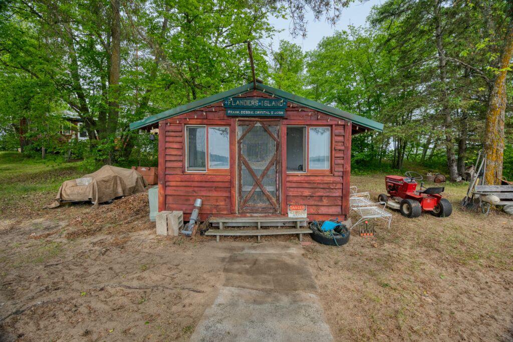 2000 single family home for sale at 30901 Sunny Beach Road in Grand Rapids, MN — 1 bed, 0 bath (photo 22 of 32)