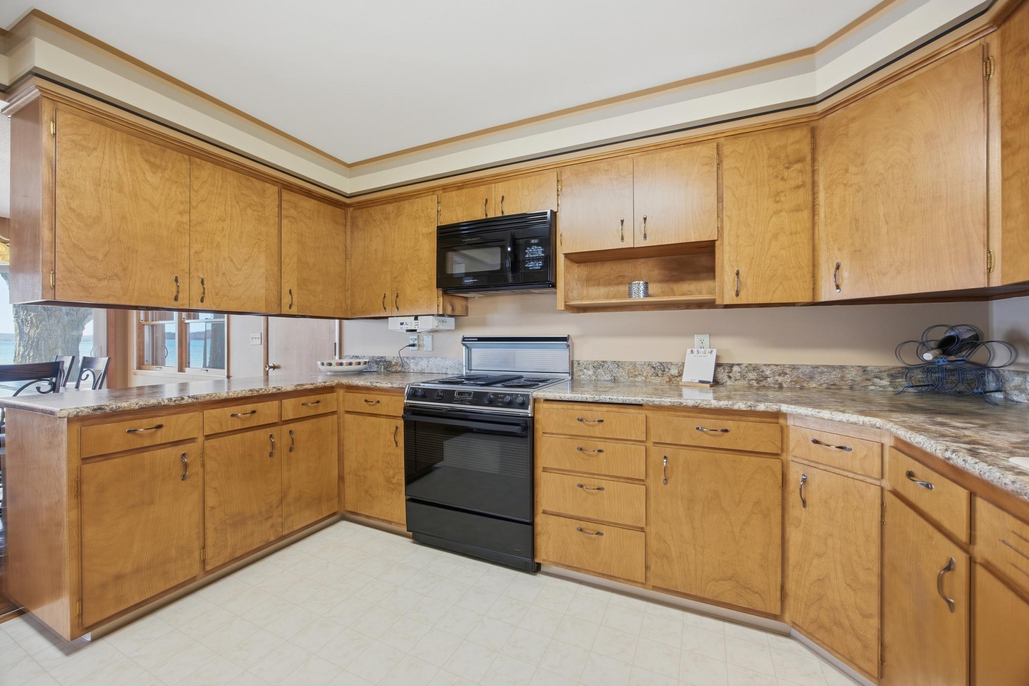1961 single family home for sale at 26066 County Highway 4 in Pelican Rapids, MN — 2 bed, 1 bath (photo 13 of 52)