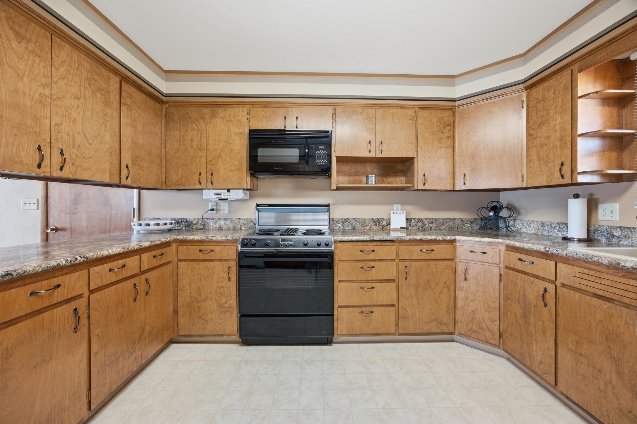 1961 single family home for sale at 26066 County Highway 4 in Pelican Rapids, MN — 2 bed, 1 bath (photo 14 of 52)