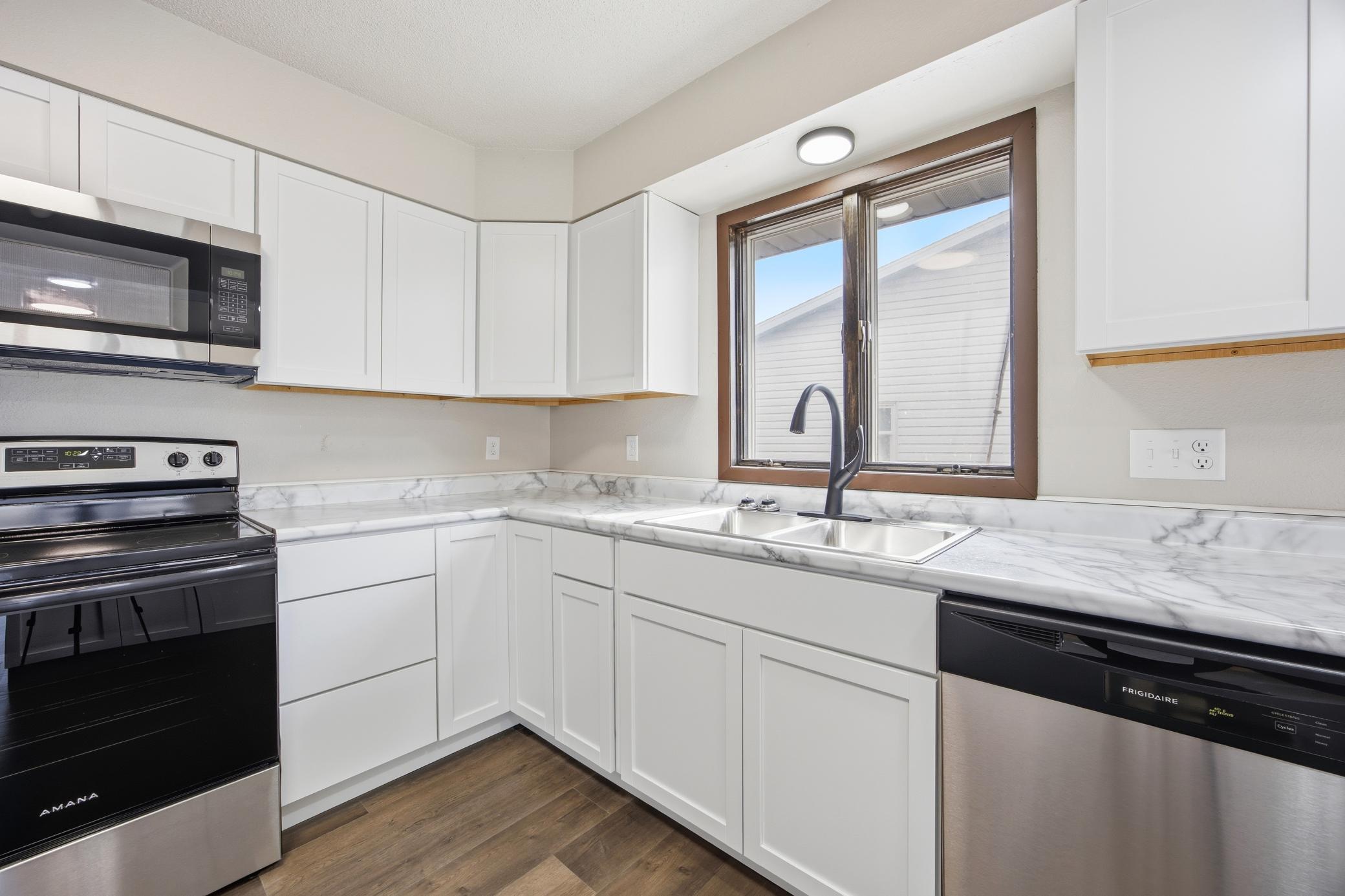 1930 single family home for sale at 609 Lily Lane in Ada, MN — 5 bed, 3 bath (photo 11 of 27)