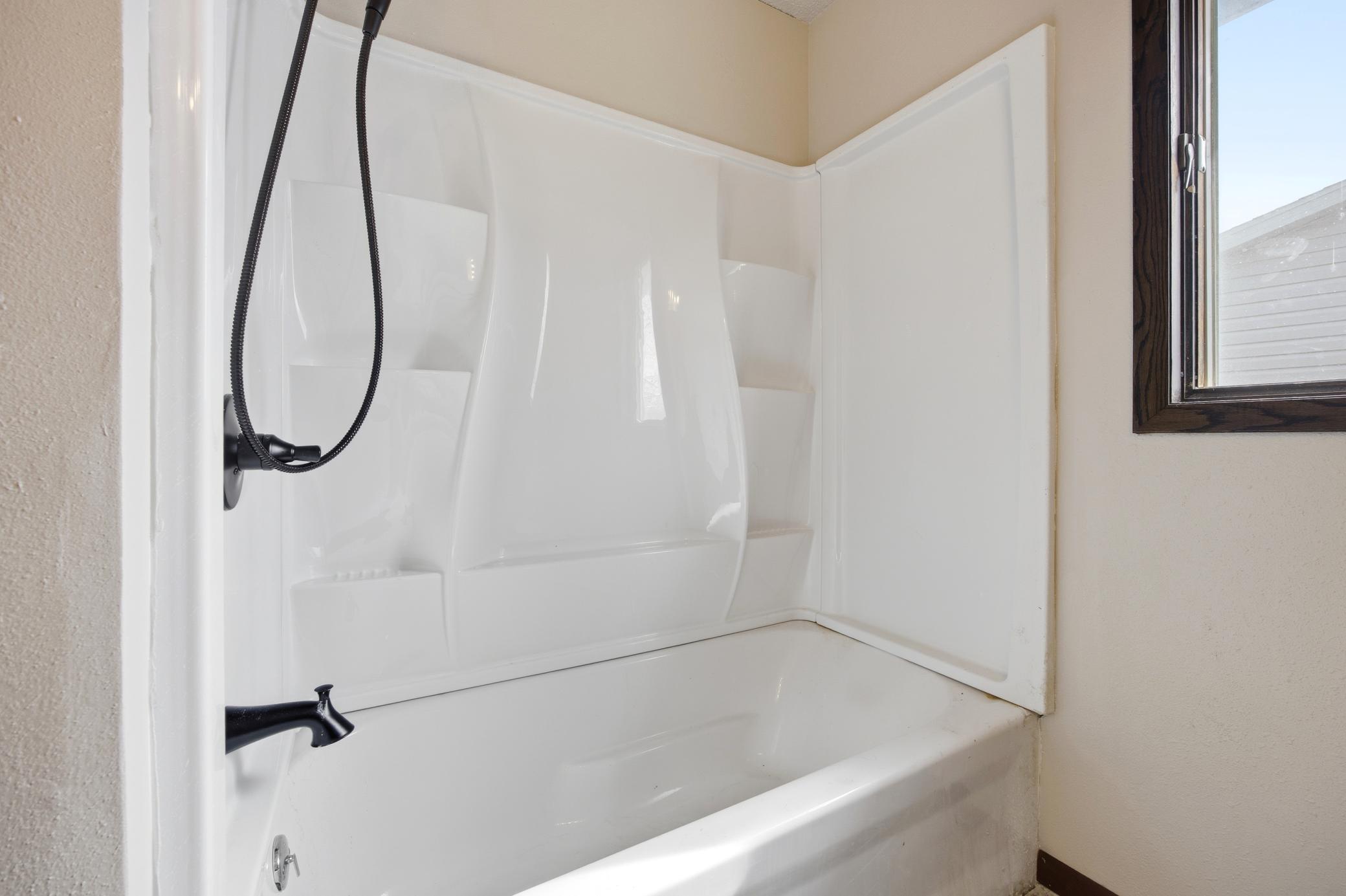 1930 single family home for sale at 609 Lily Lane in Ada, MN — 5 bed, 3 bath (photo 14 of 27)