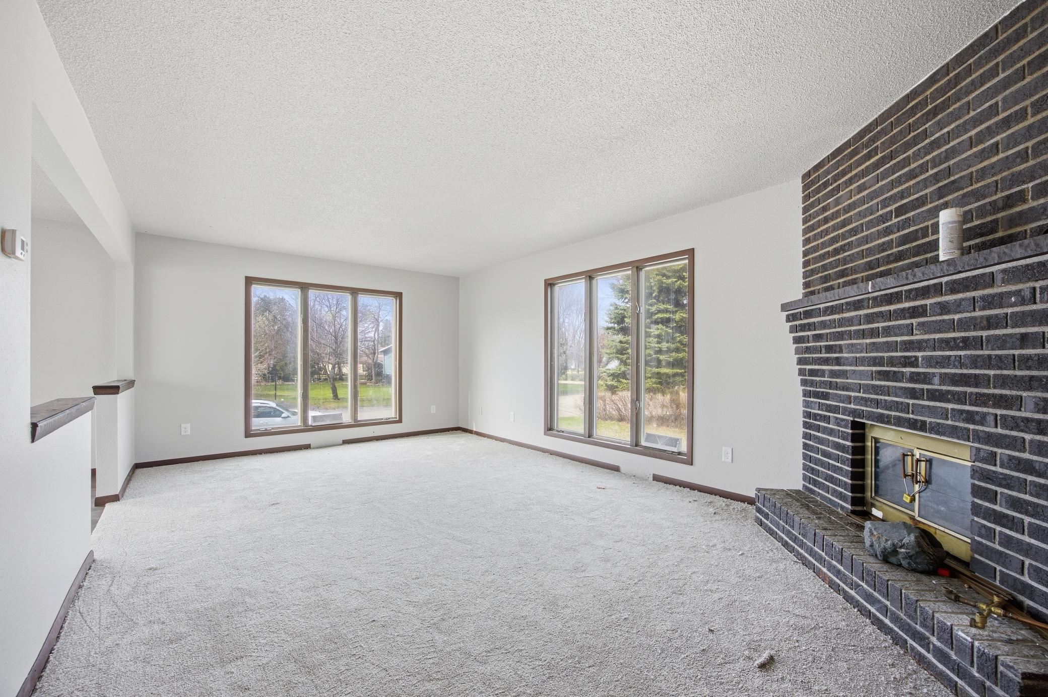 1930 single family home for sale at 609 Lily Lane in Ada, MN — 5 bed, 3 bath (photo 3 of 27)