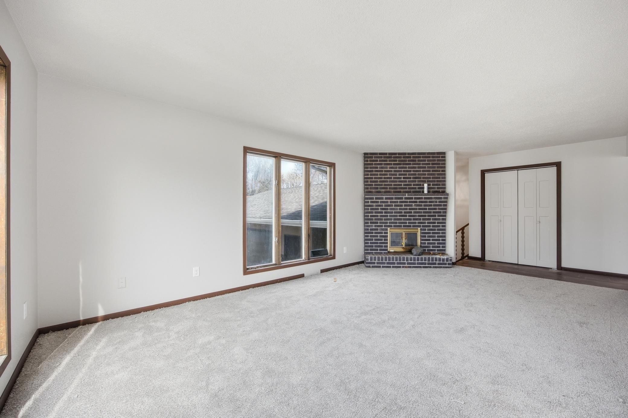 1930 single family home for sale at 609 Lily Lane in Ada, MN — 5 bed, 3 bath (photo 4 of 27)