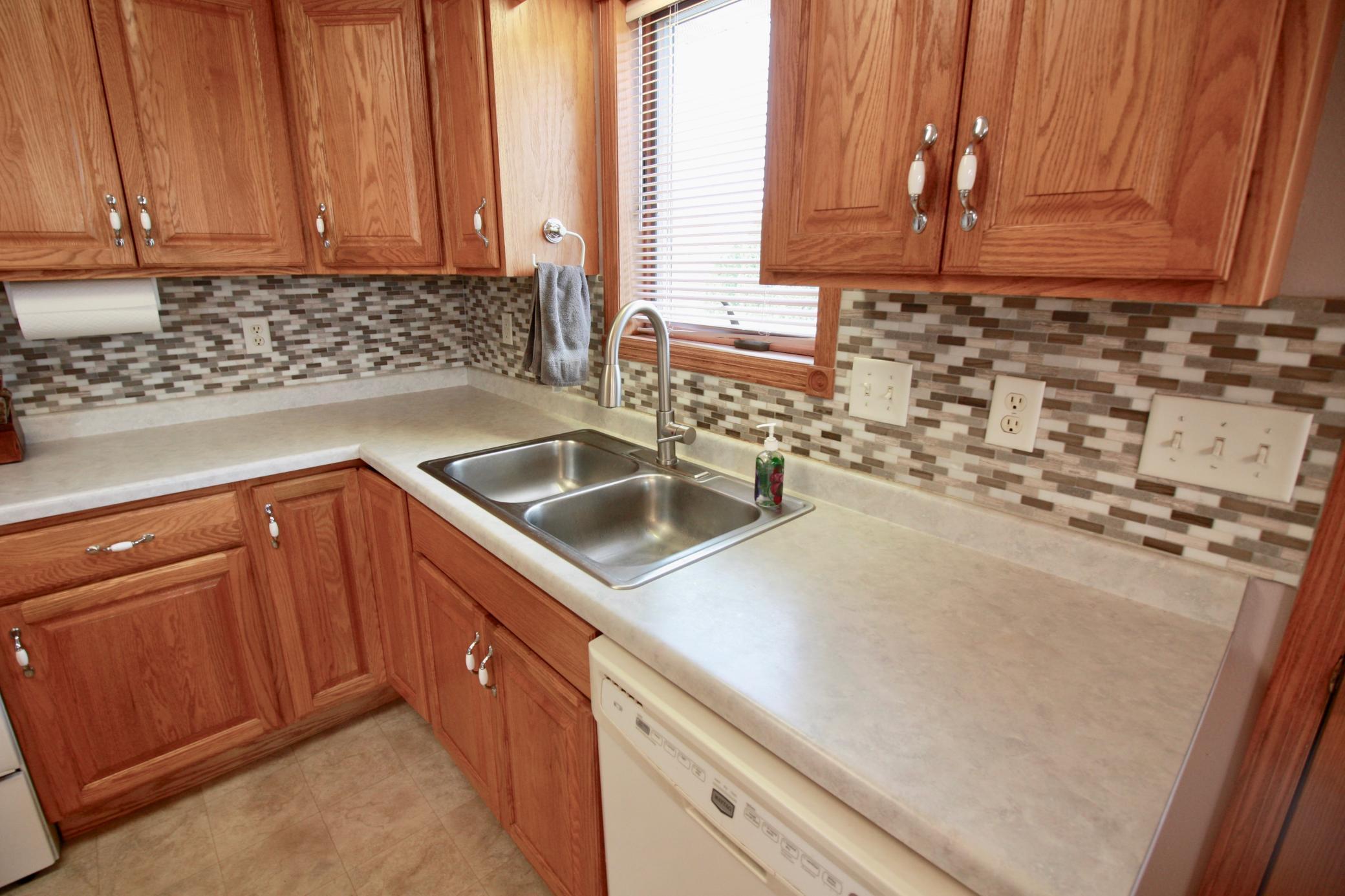 301 15th Street N, Breckenridge MN 56520 - Photo 15 of 48