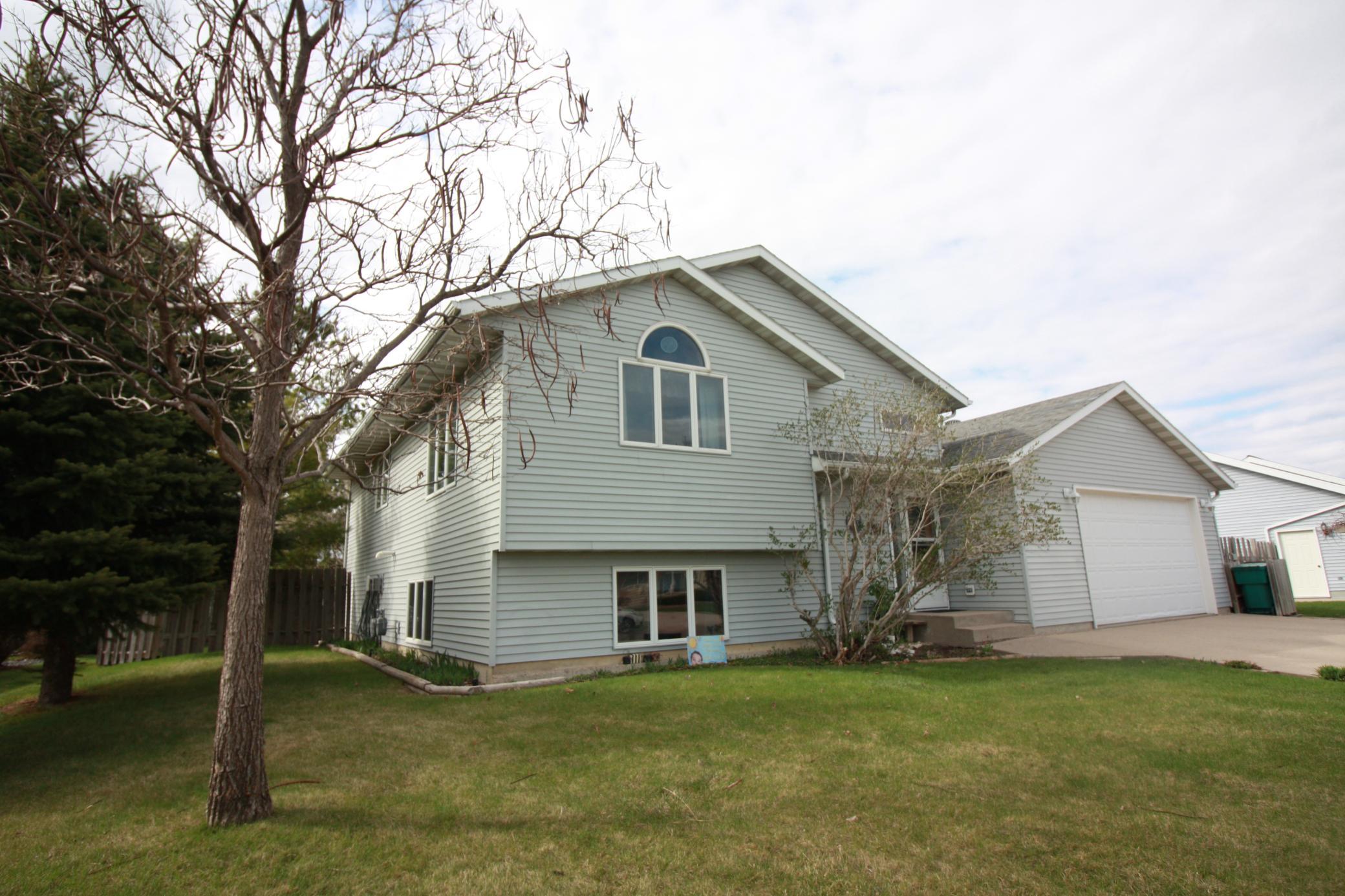 301 15th Street N, Breckenridge MN 56520 - Photo 4 of 48